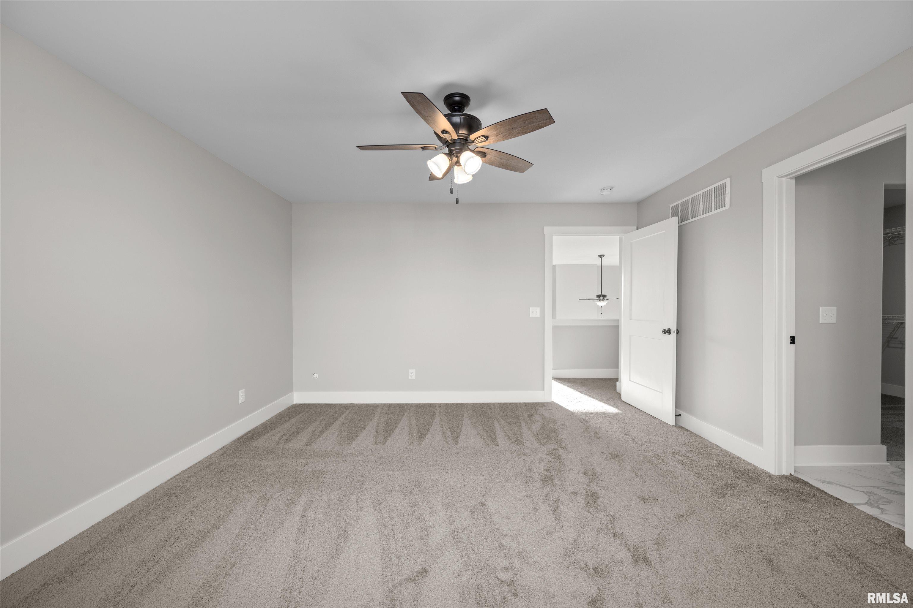 7146 Grove Crossing, Bettendorf, Iowa image 21