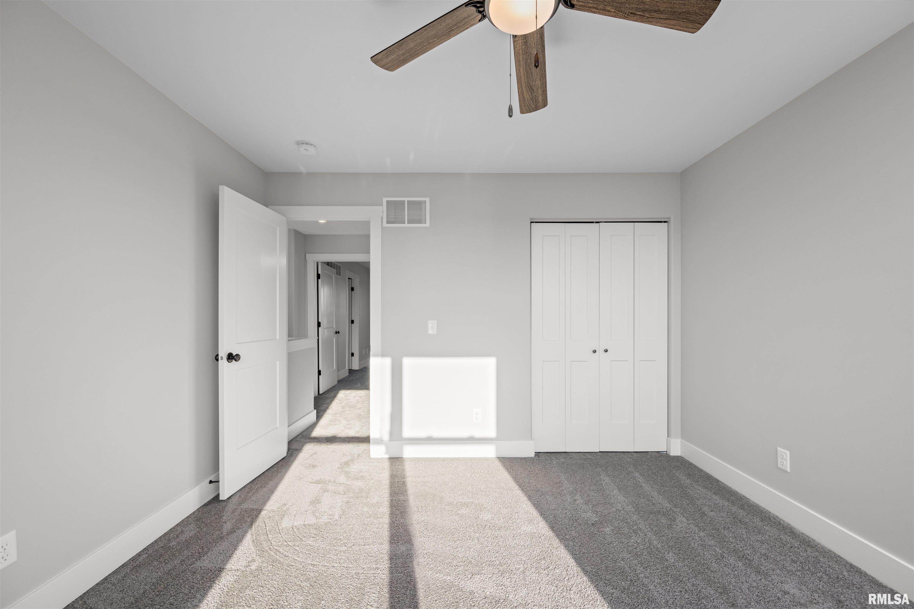 7146 Grove Crossing, Bettendorf, Iowa image 18