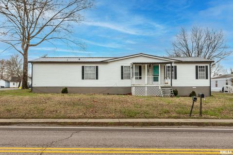 Homes For Sale - 101 E Knauer Street<br/> Jackson County, Ava, IL 62907