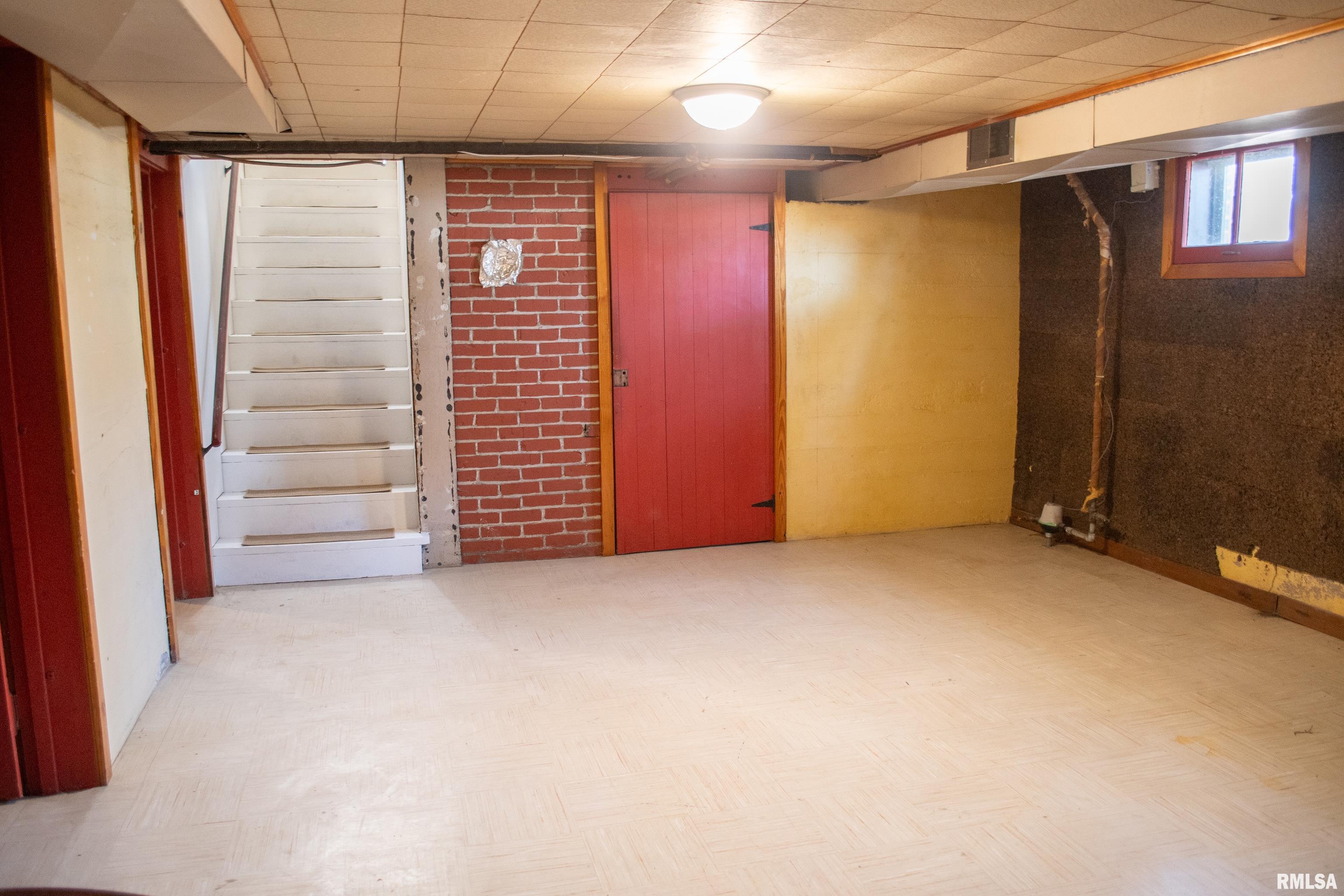 203 E 3rd Street, Prophetstown, Illinois image 29