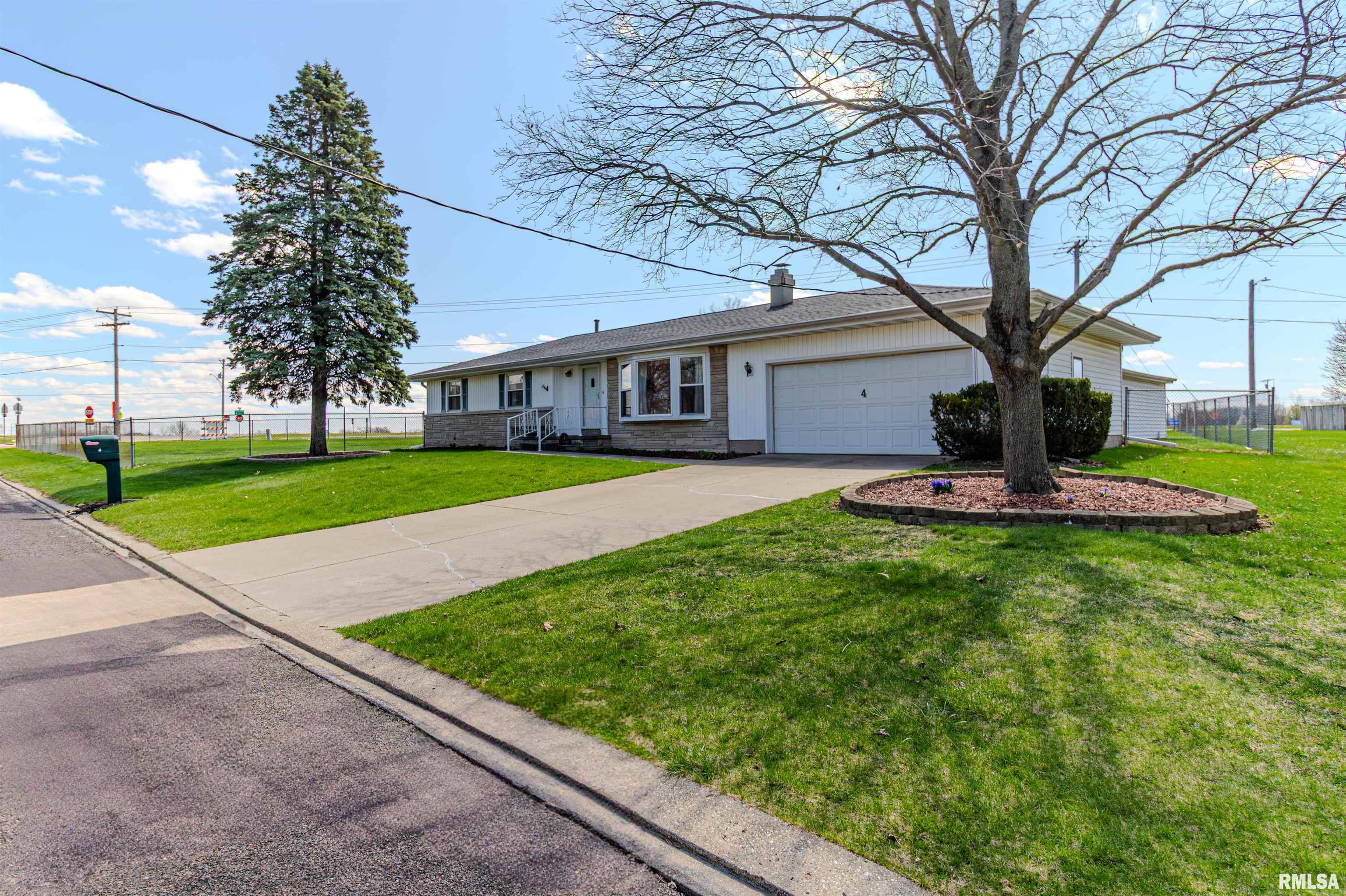 4 Coral Ridge Road, Bartonville, Illinois image 2