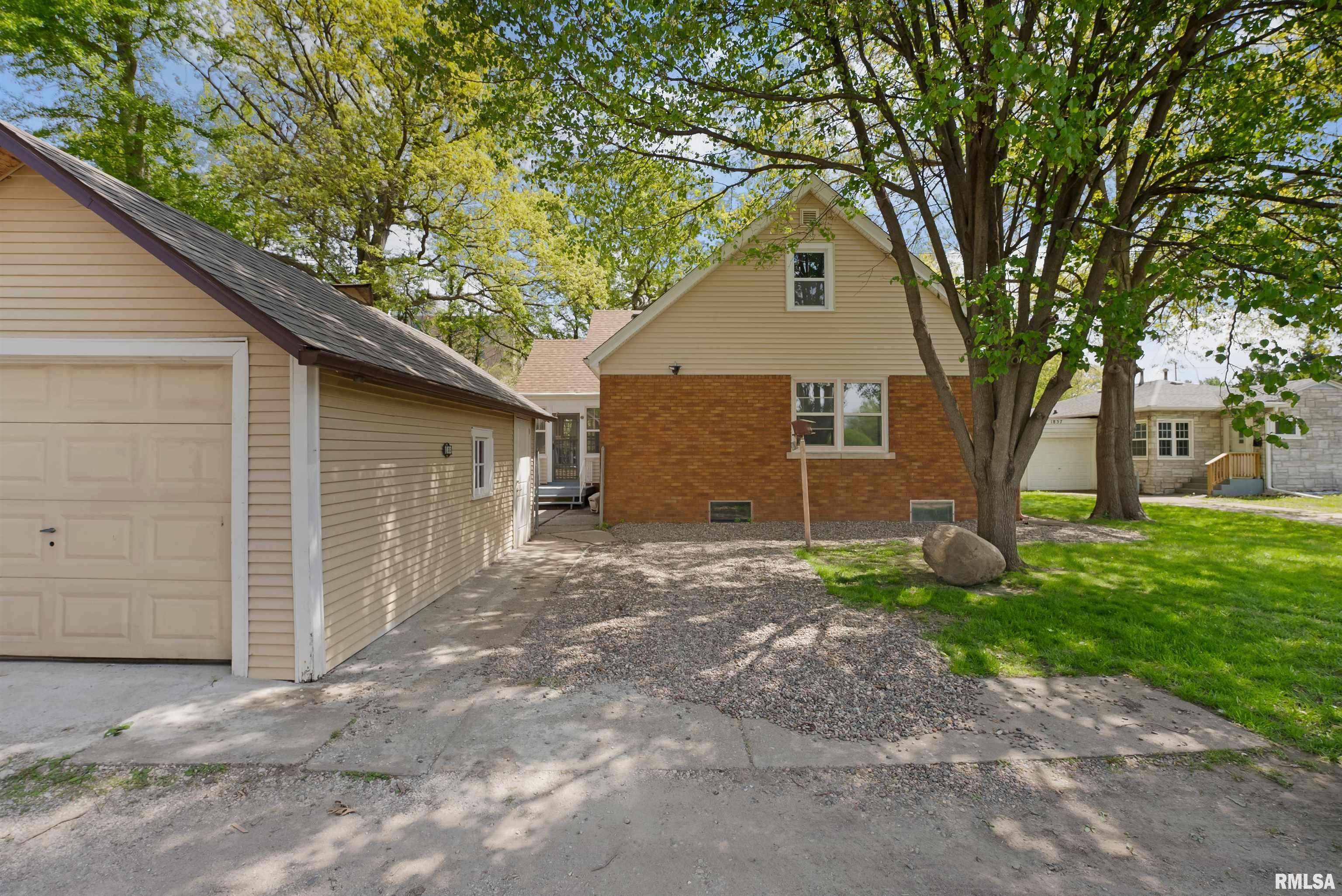 1833 7th Street, East Moline, Illinois image 30