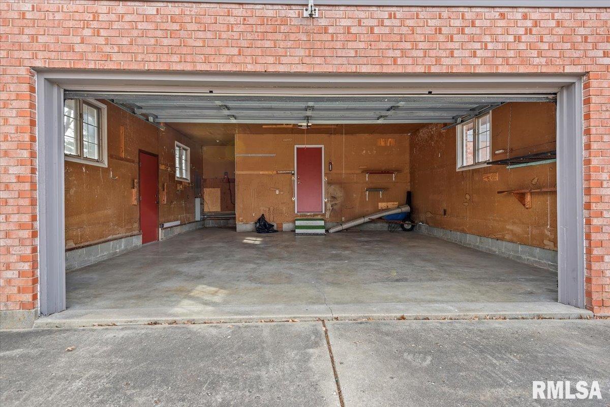 1085 Memory Lane, Springfield, Illinois image 36
