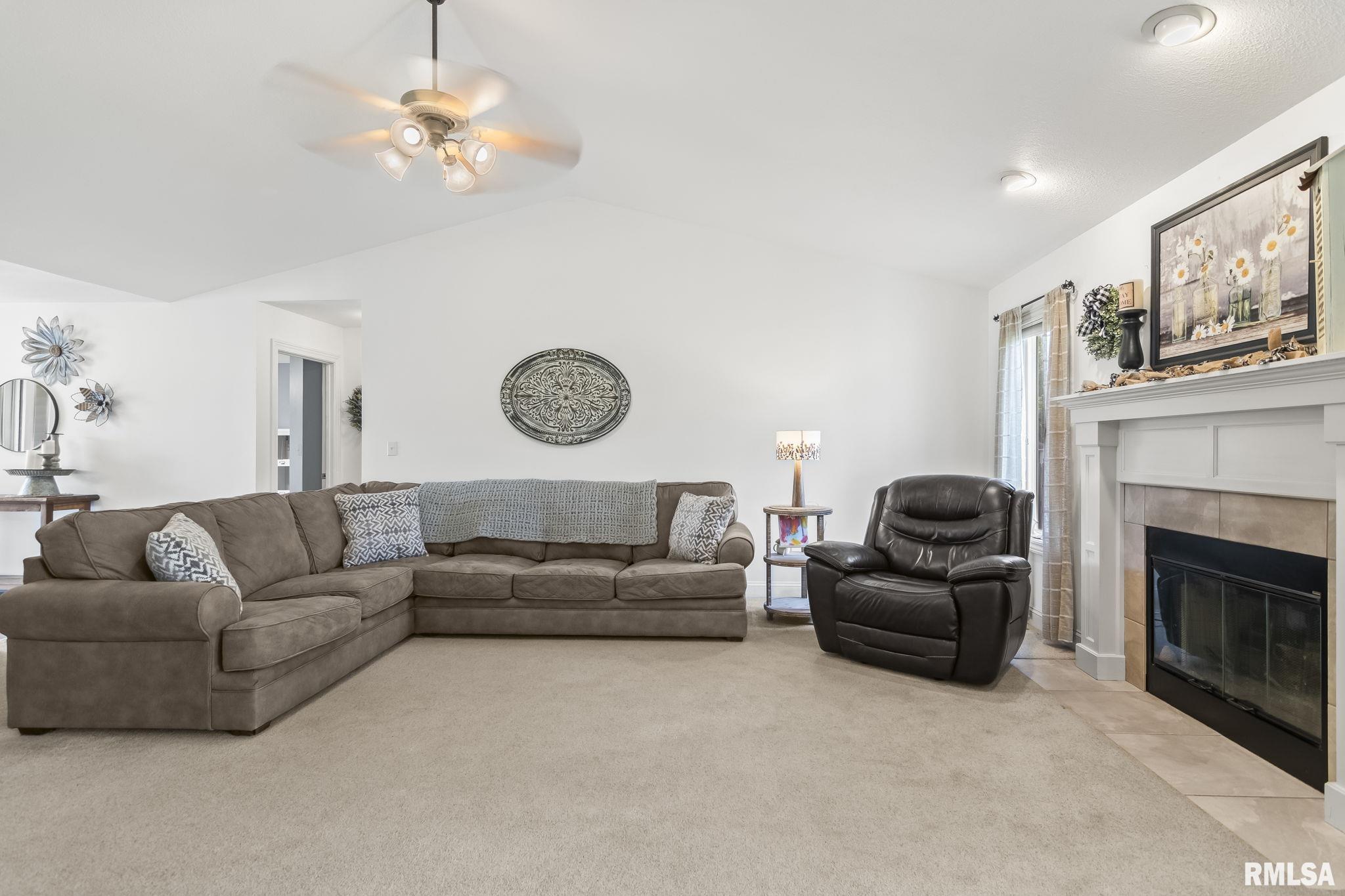 355 Partridge Pass, Sherman, Illinois image 5