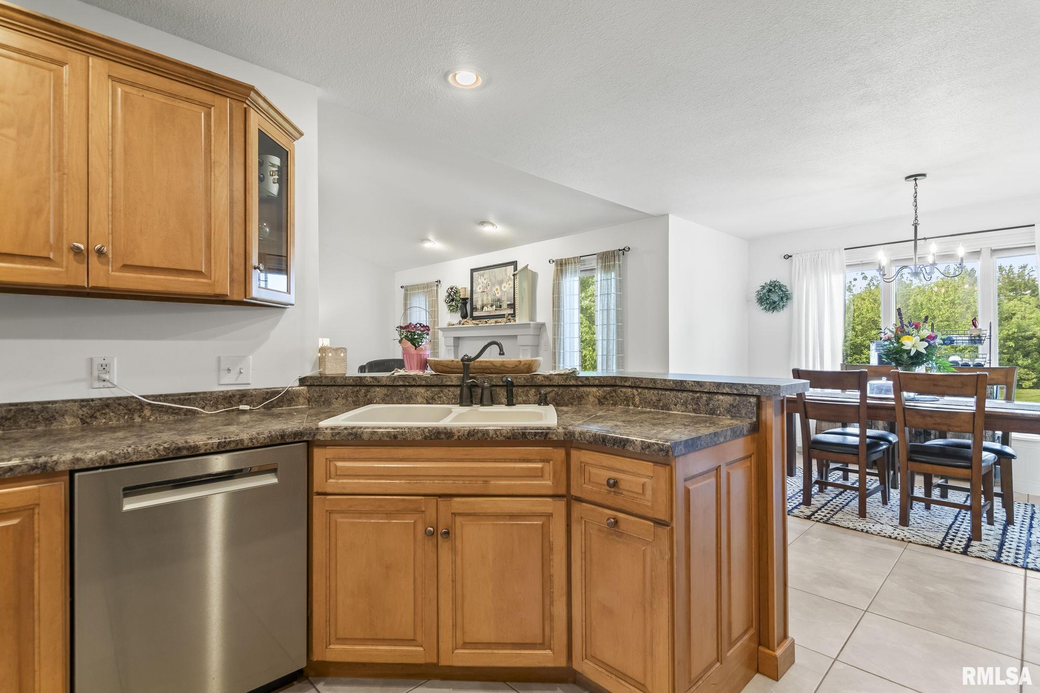 355 Partridge Pass, Sherman, Illinois image 9