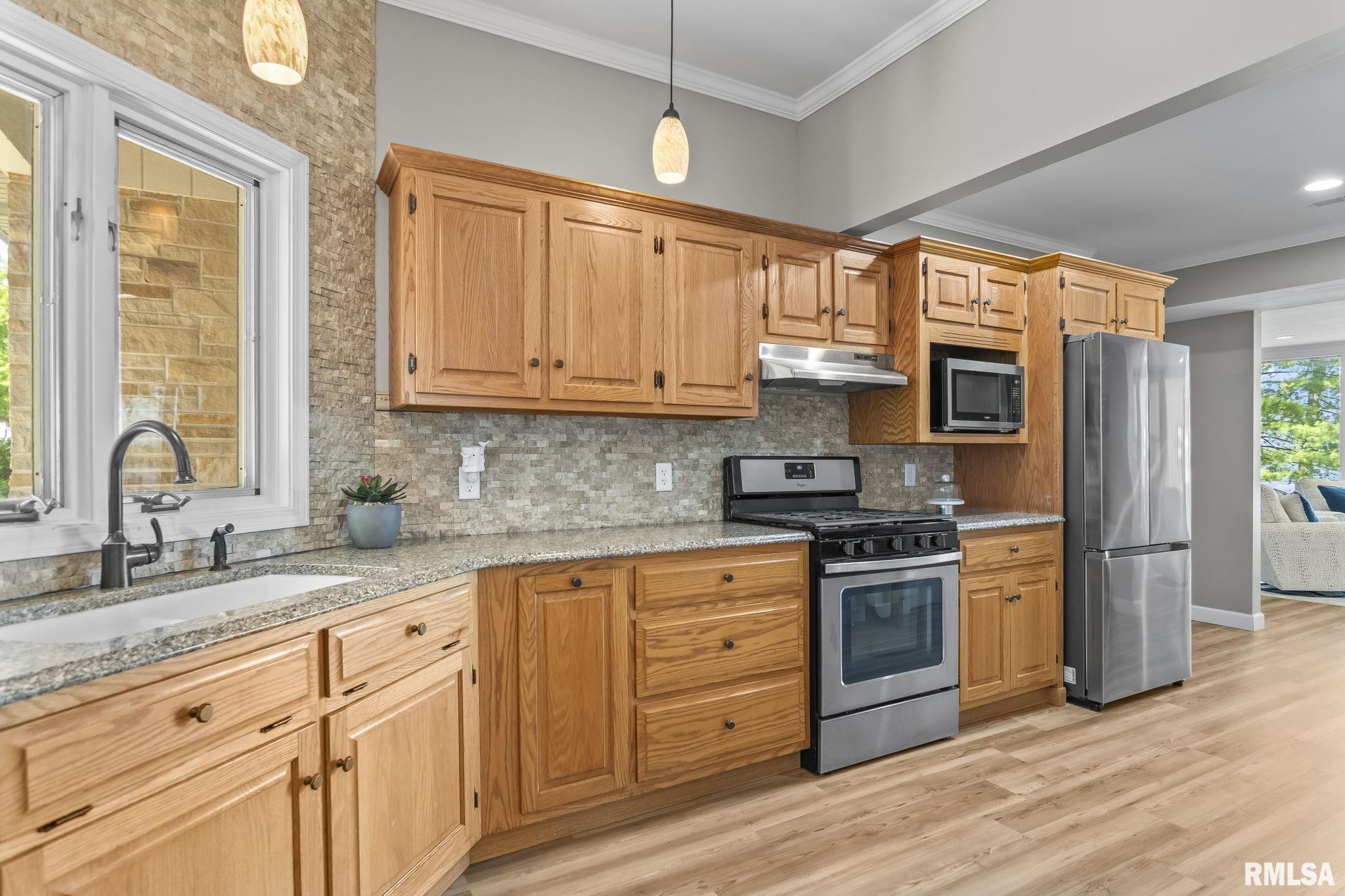 188 E Hazel Dell Lane, Springfield, Illinois image 16