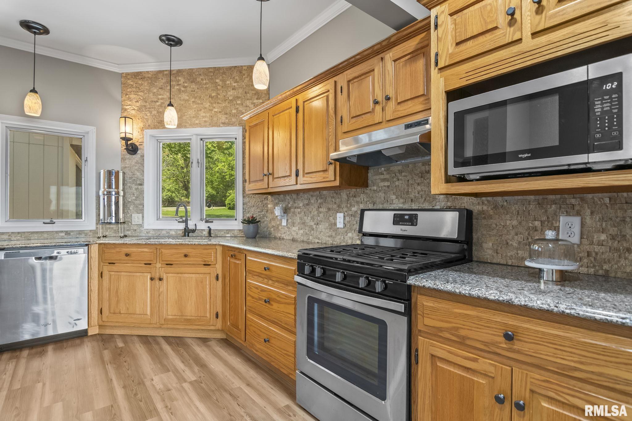 188 E Hazel Dell Lane, Springfield, Illinois image 17