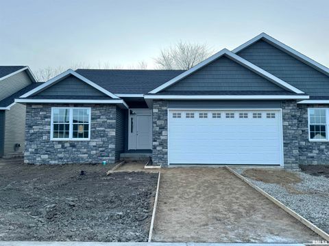 Homes For Sale - 1703 Ambleside Drive<br/> Sangamon County, Springfield, IL 62711