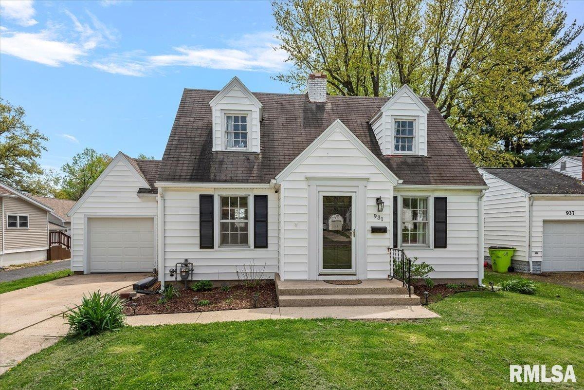 931 Edgehill Road, Jacksonville, Illinois image 1