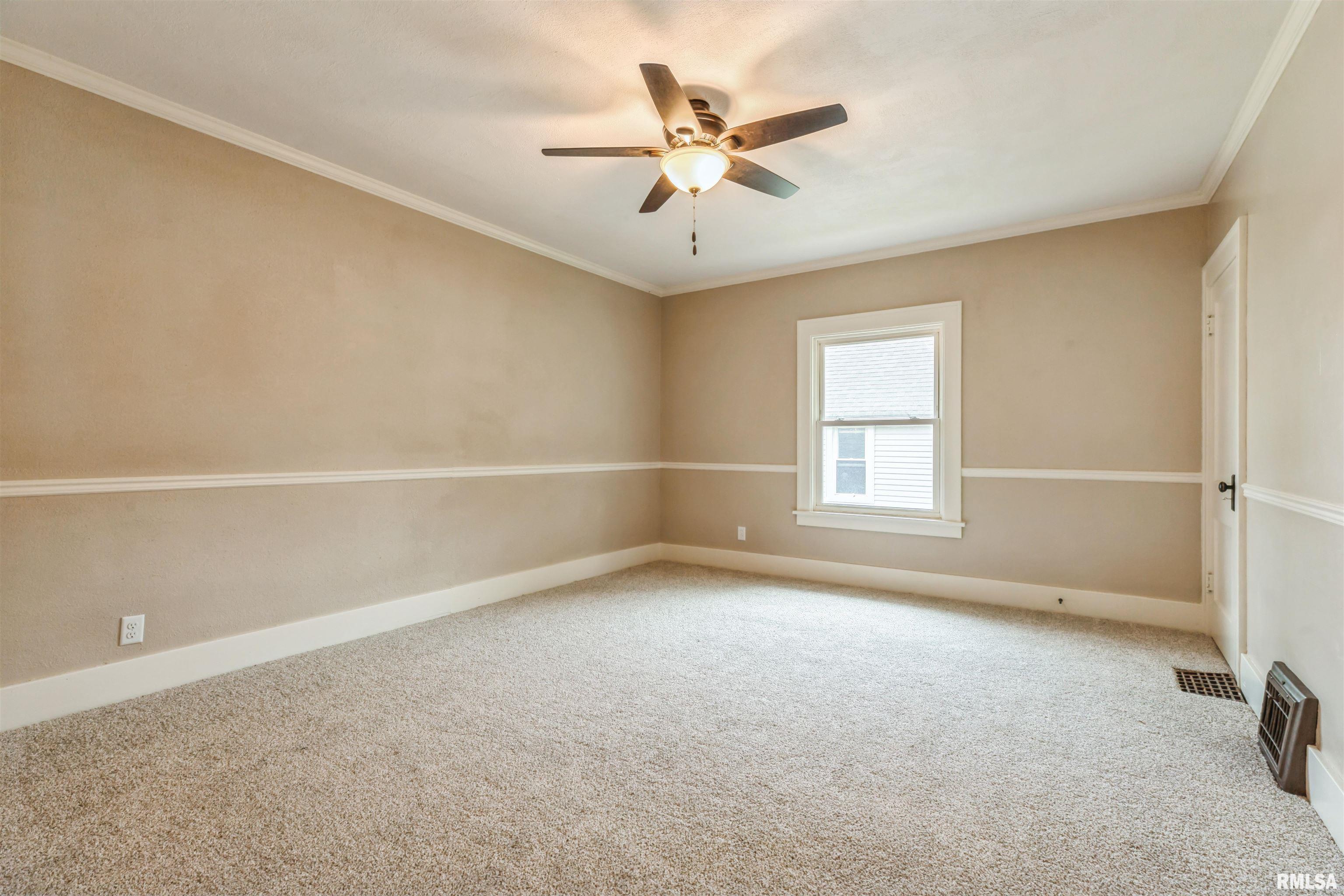 2037 18th Street B, Moline, Illinois image 11