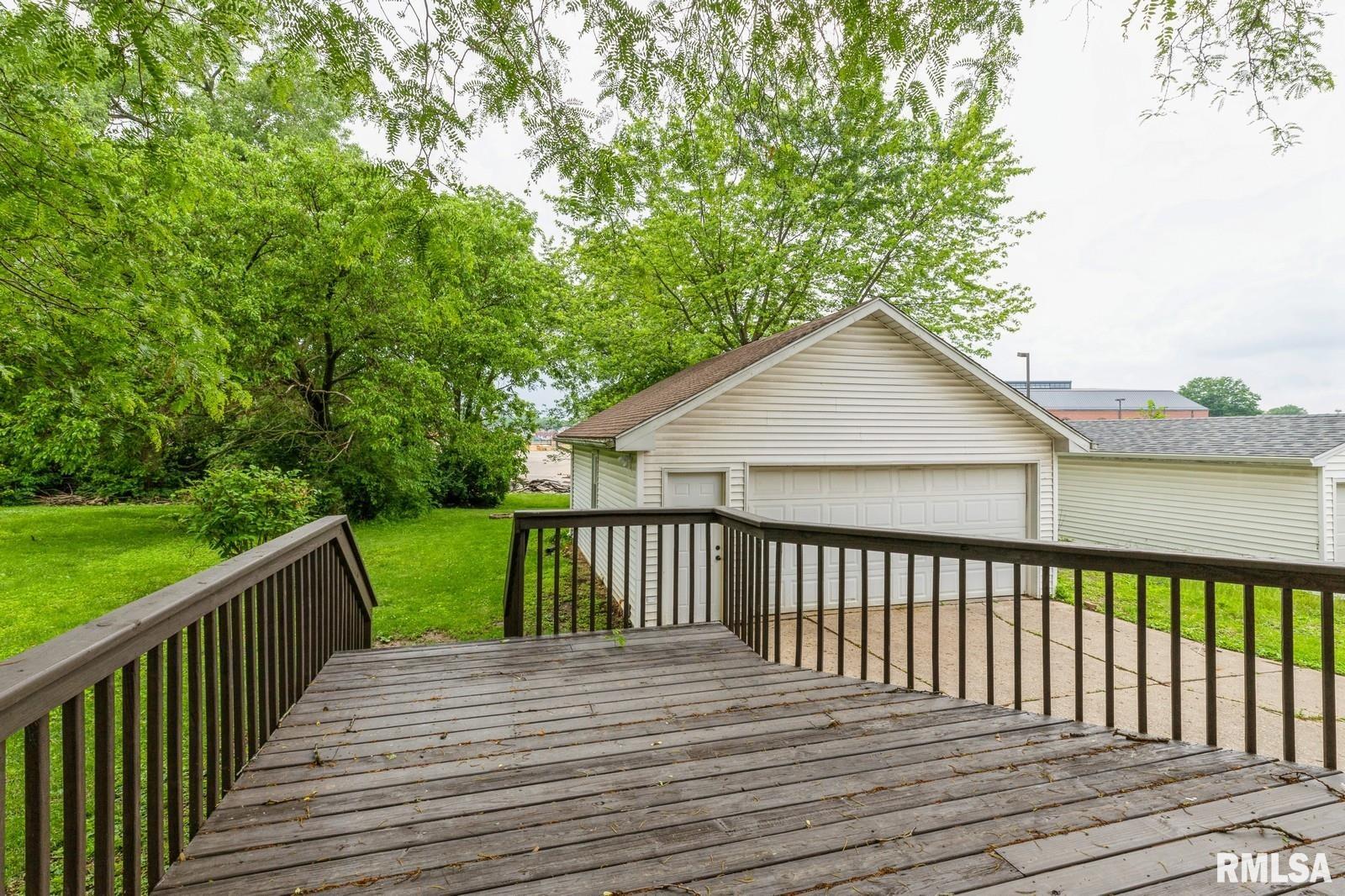 2037 18th Street B, Moline, Illinois image 14
