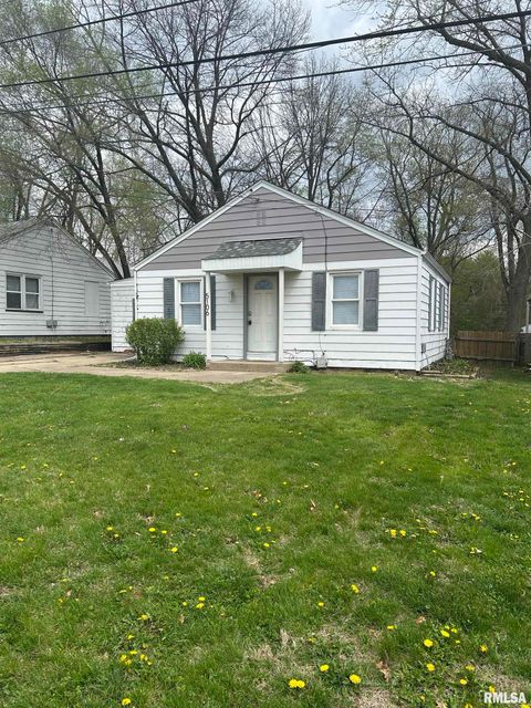 Homes For Rent - 5106 N Glen Elm Drive<br/> Peoria County, Peoria, IL 61616