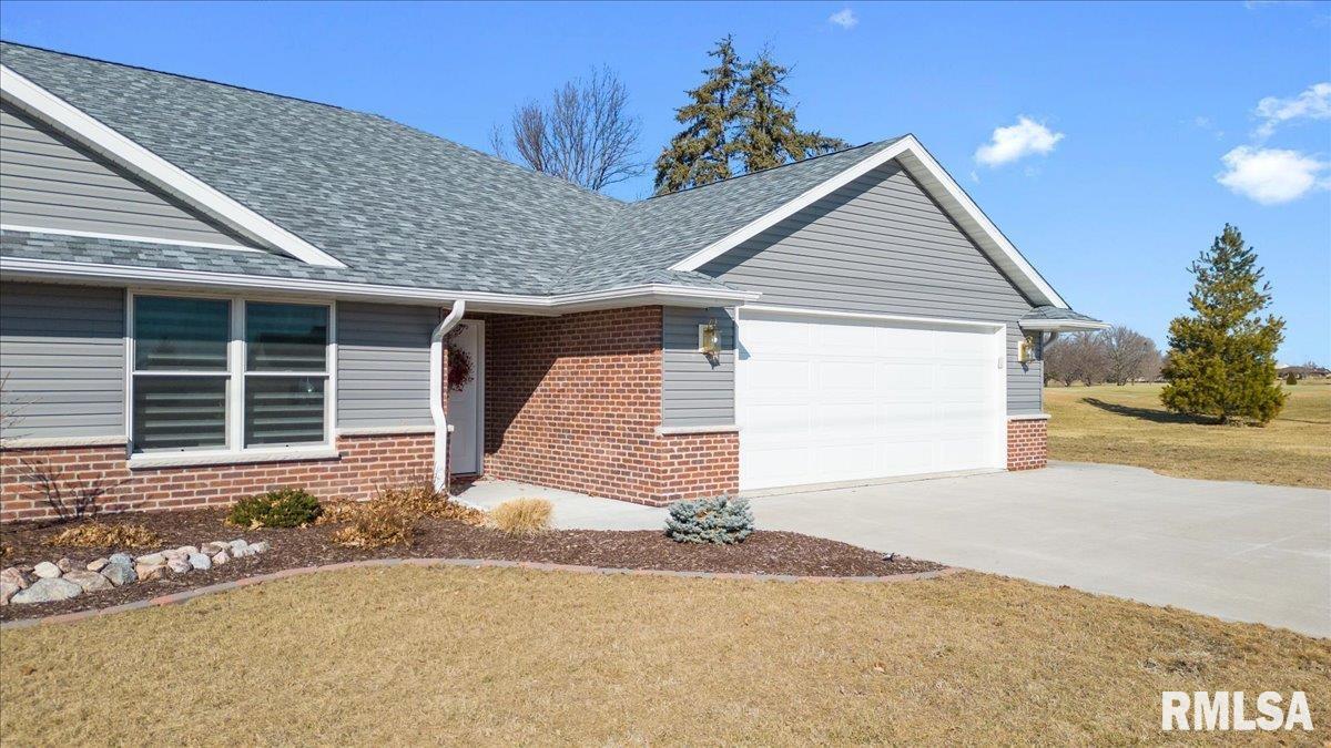 19109 Bluff Road #D, Geneseo, Illinois image 2