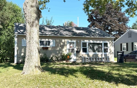 Homes For Sale - 1411 Delray Avenue<br/> Tazewell County, Pekin, IL 61554