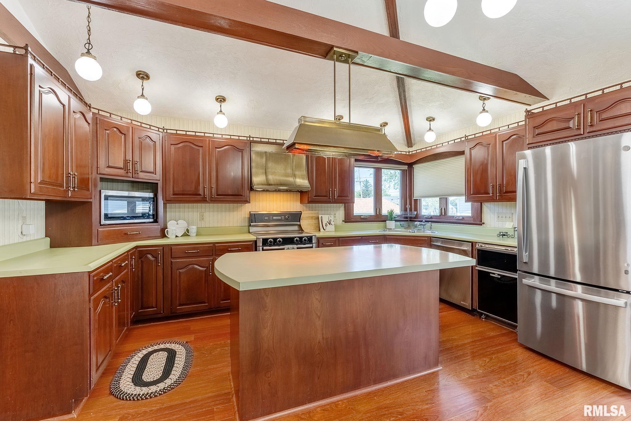 2707 Grand Avenue, Davenport, Iowa image 18