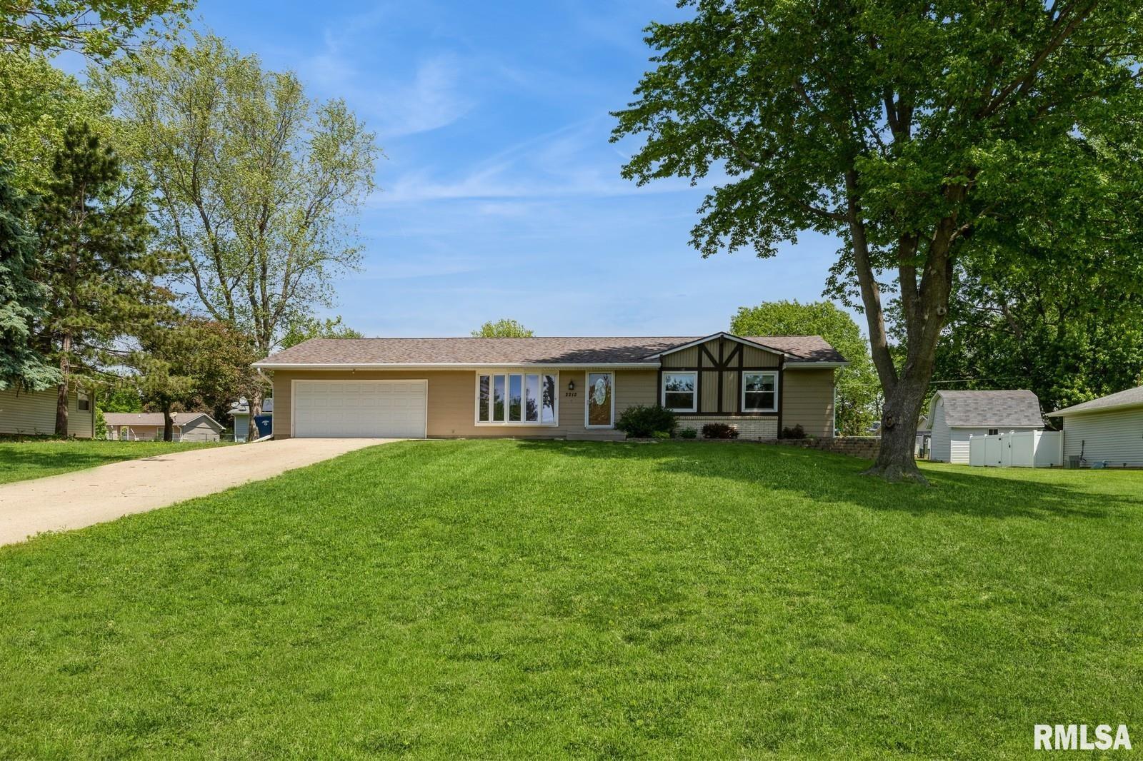 2212 Hartsmill Road, Clinton, Iowa image 14