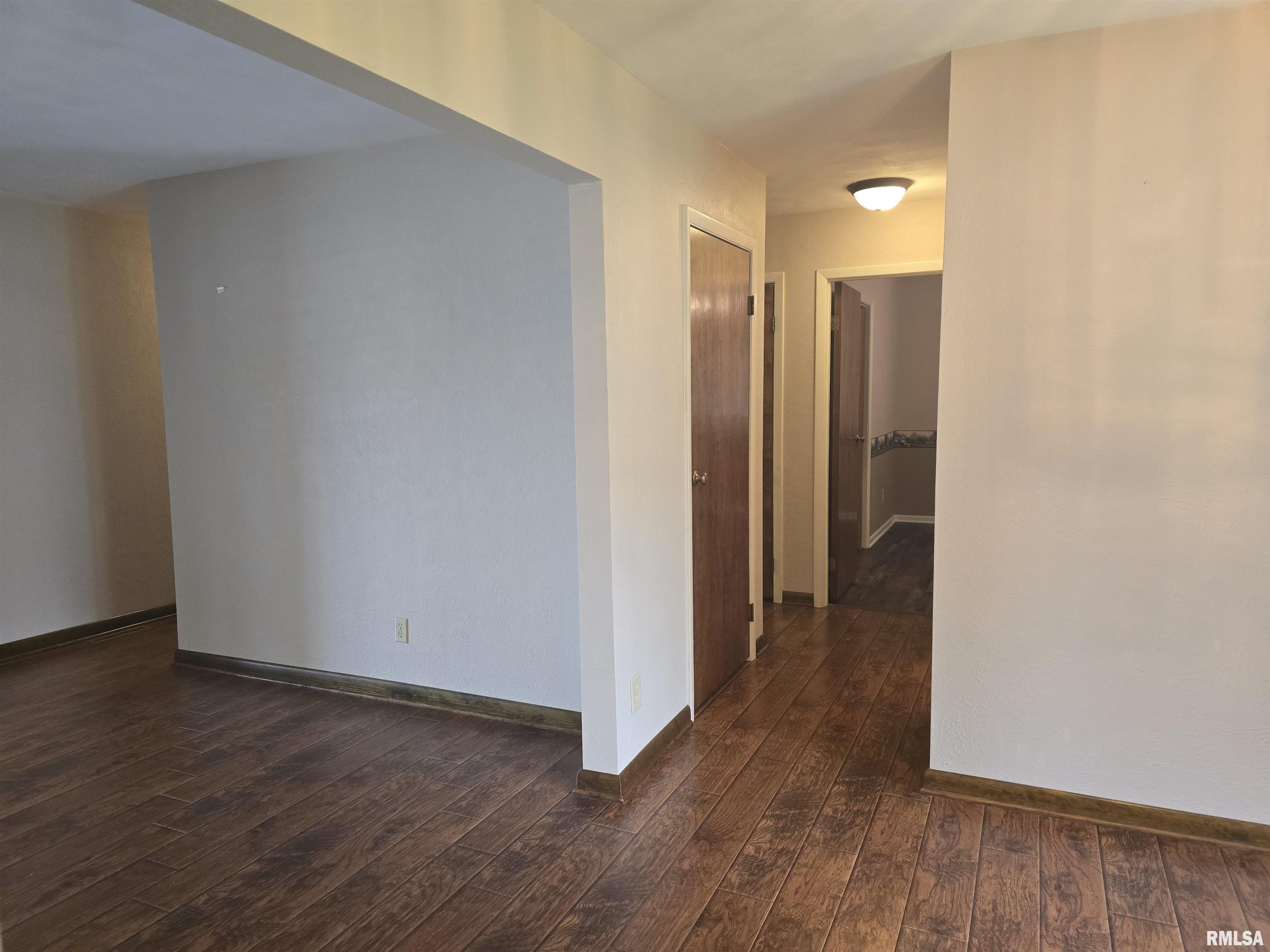 318 Harvester Road, Canton, Illinois image 12