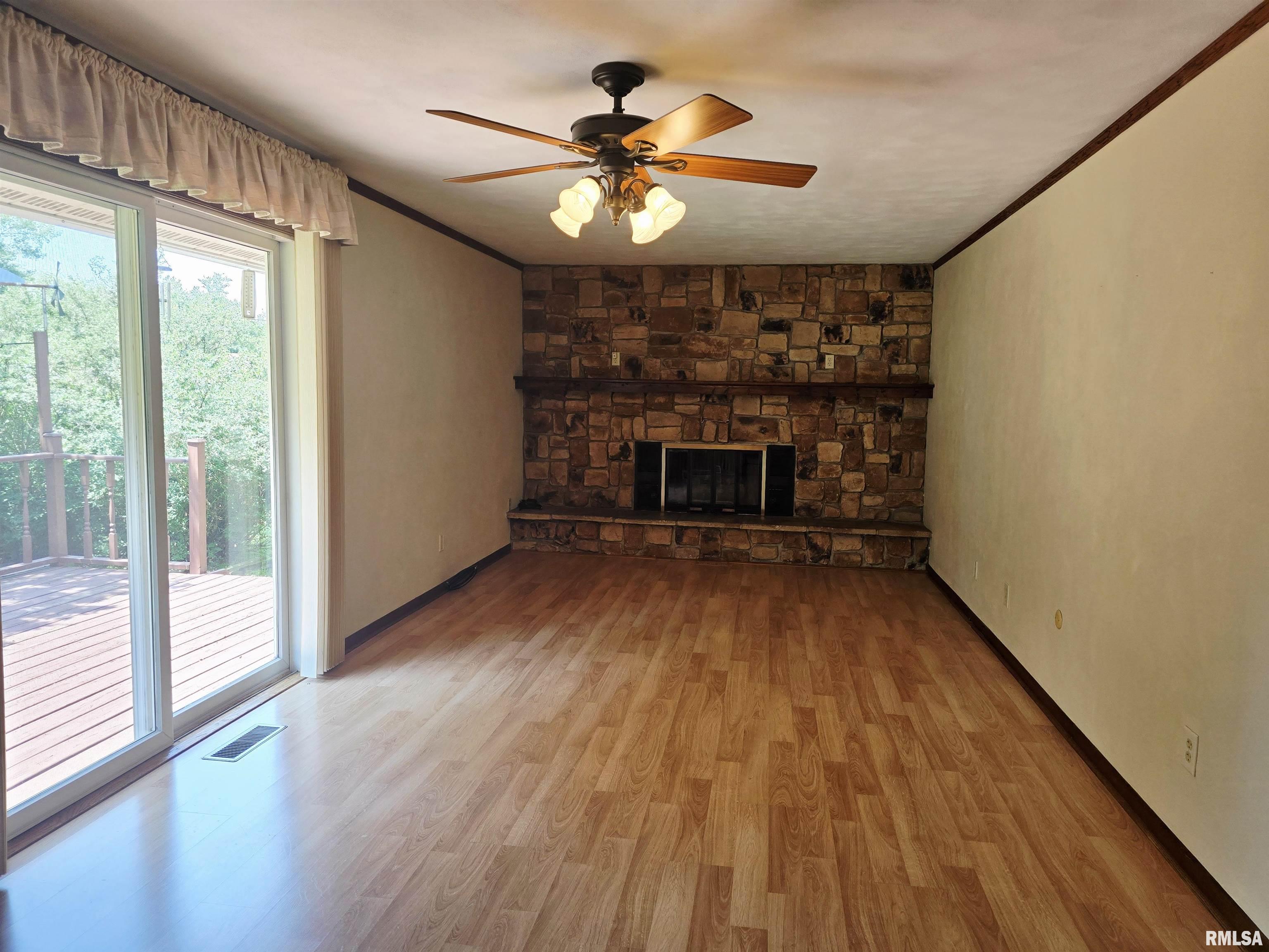 318 Harvester Road, Canton, Illinois image 21