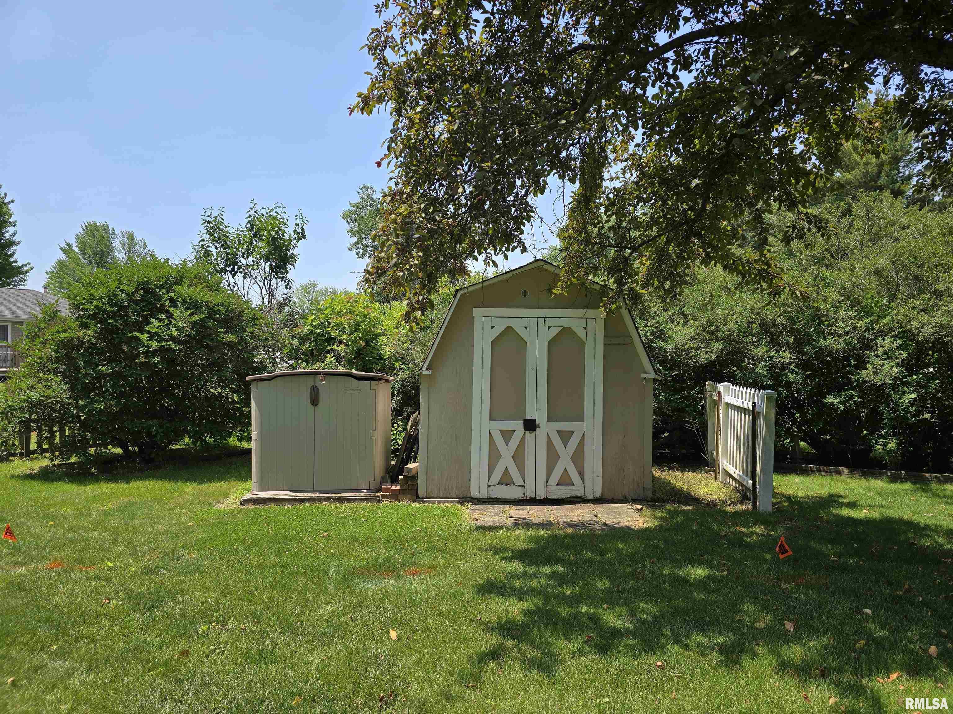318 Harvester Road, Canton, Illinois image 44