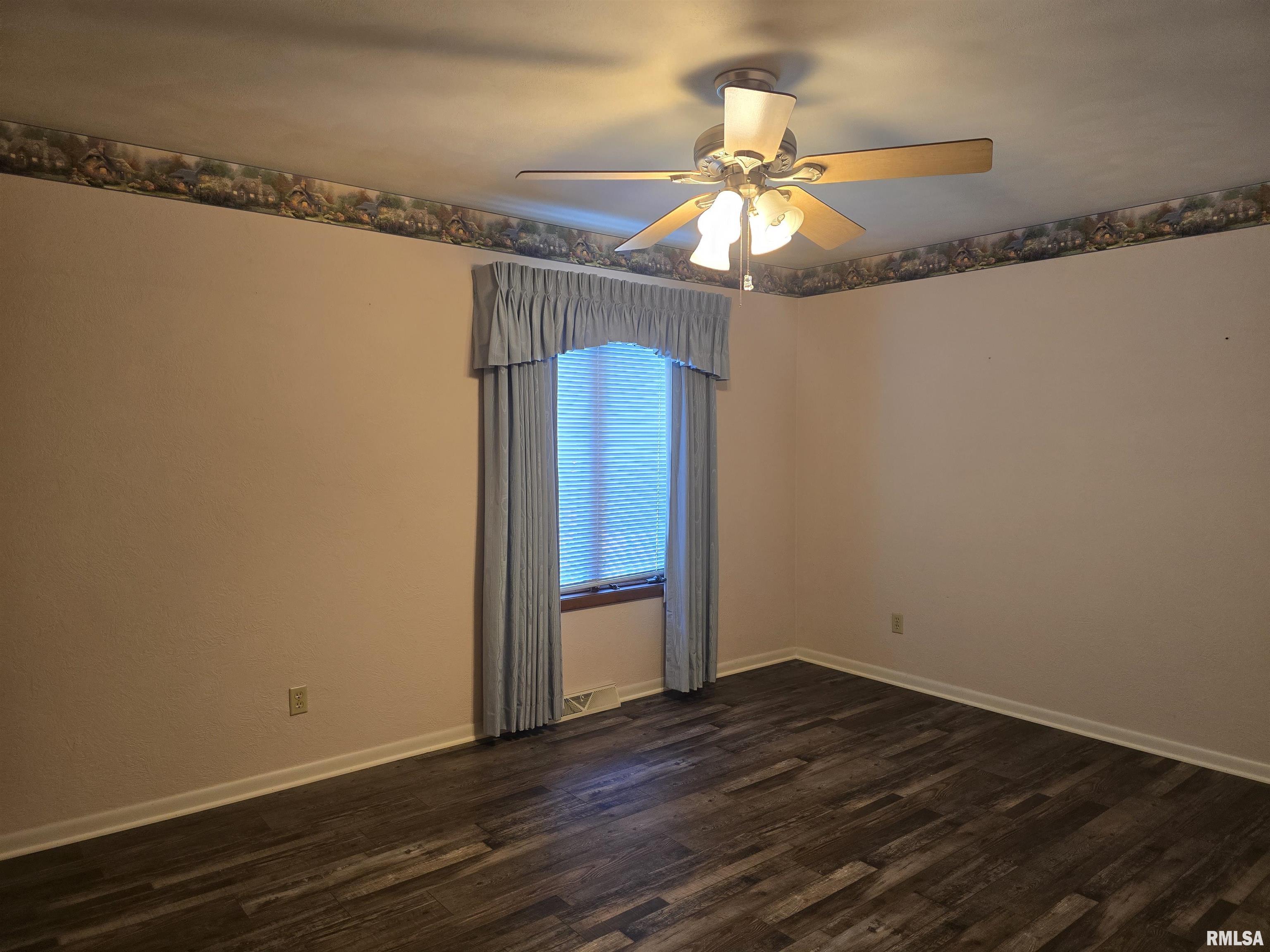 318 Harvester Road, Canton, Illinois image 26