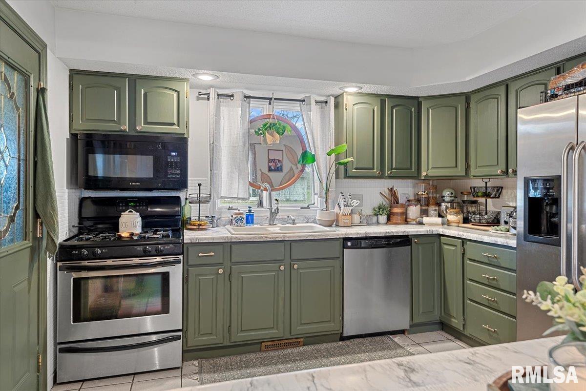 308 Astoria Road, Springfield, Illinois image 7