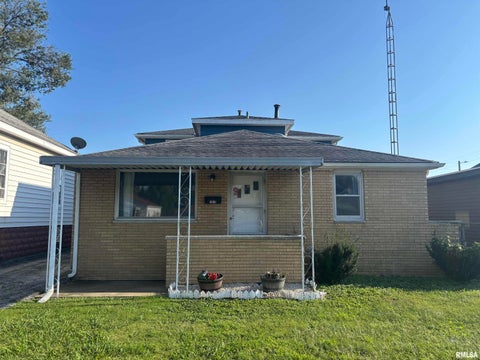 Homes For Sale - 1812 E Converse Street<br/> Sangamon County, Springfield, IL 62702