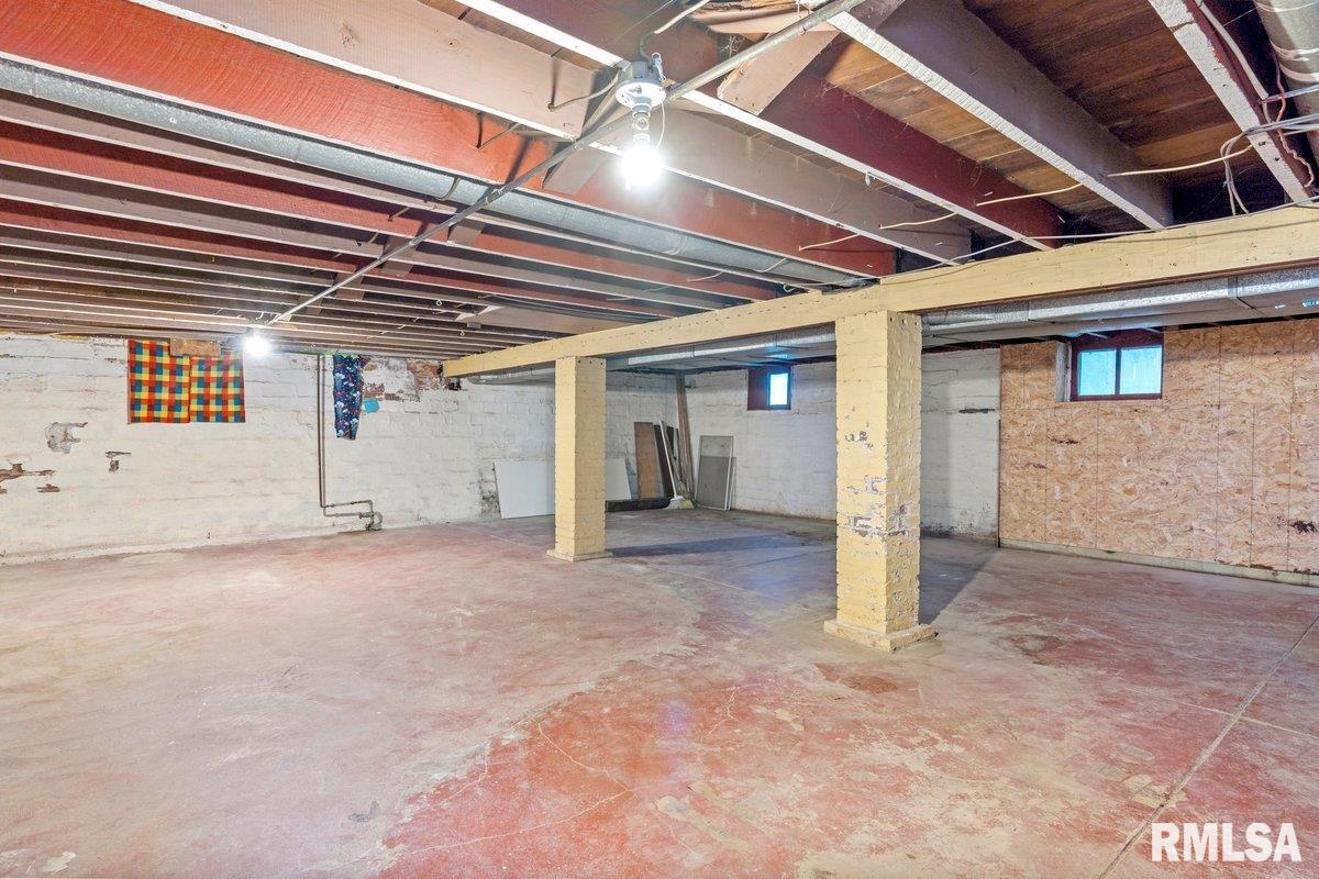 2069 N 8th Street, Springfield, Illinois image 21