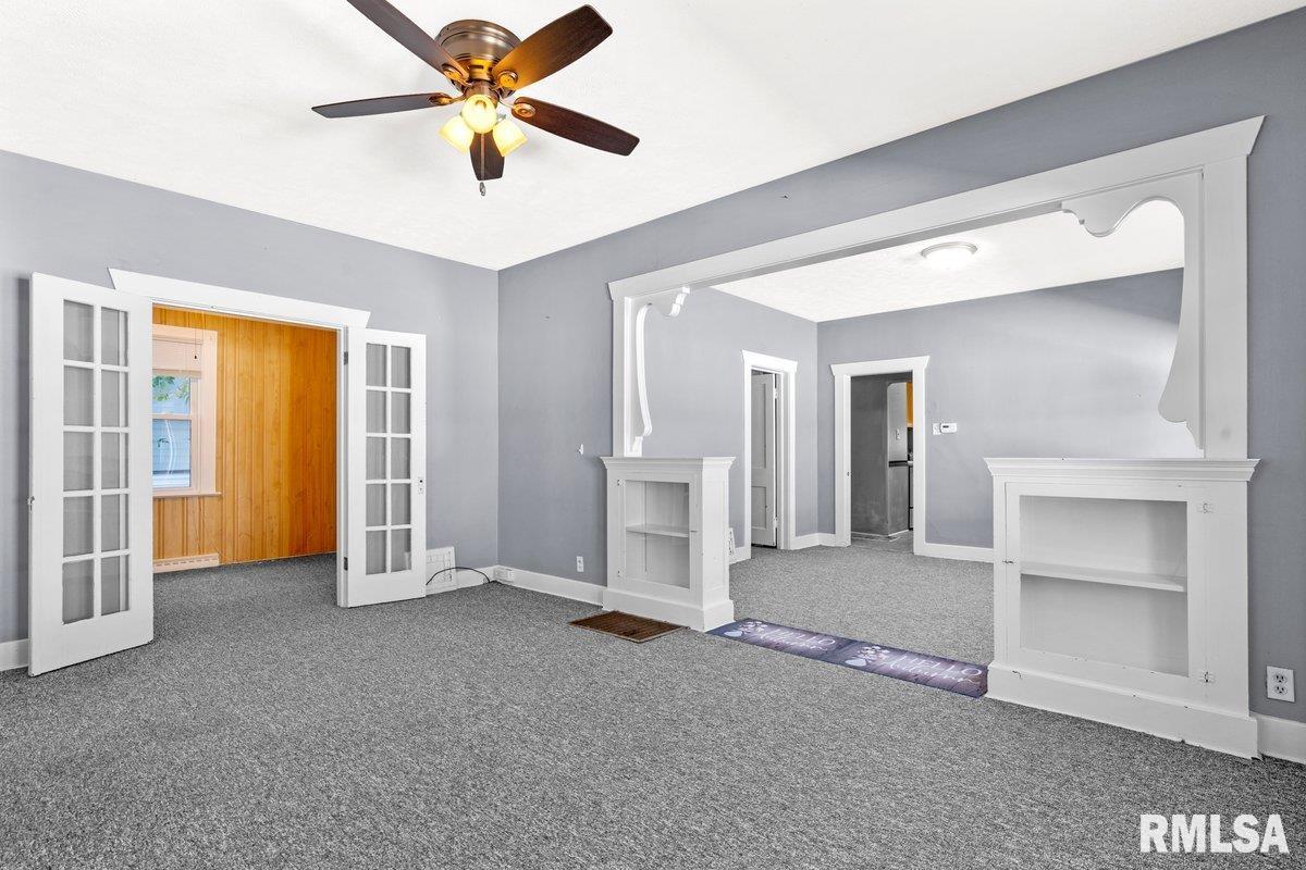 2069 N 8th Street, Springfield, Illinois image 5
