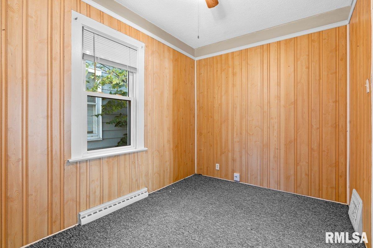 2069 N 8th Street, Springfield, Illinois image 7