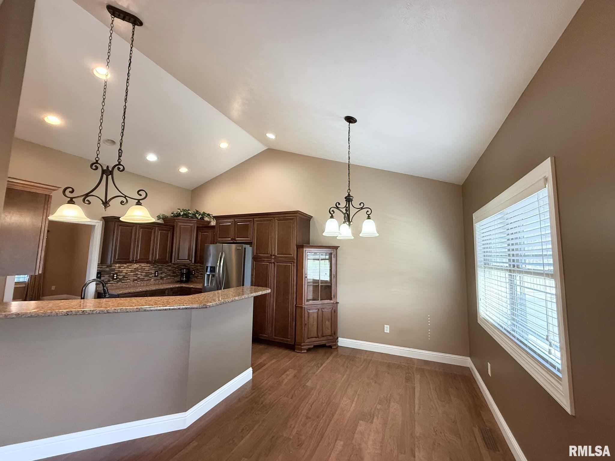 1200 Wildflower Lane, Herrin, Illinois image 18