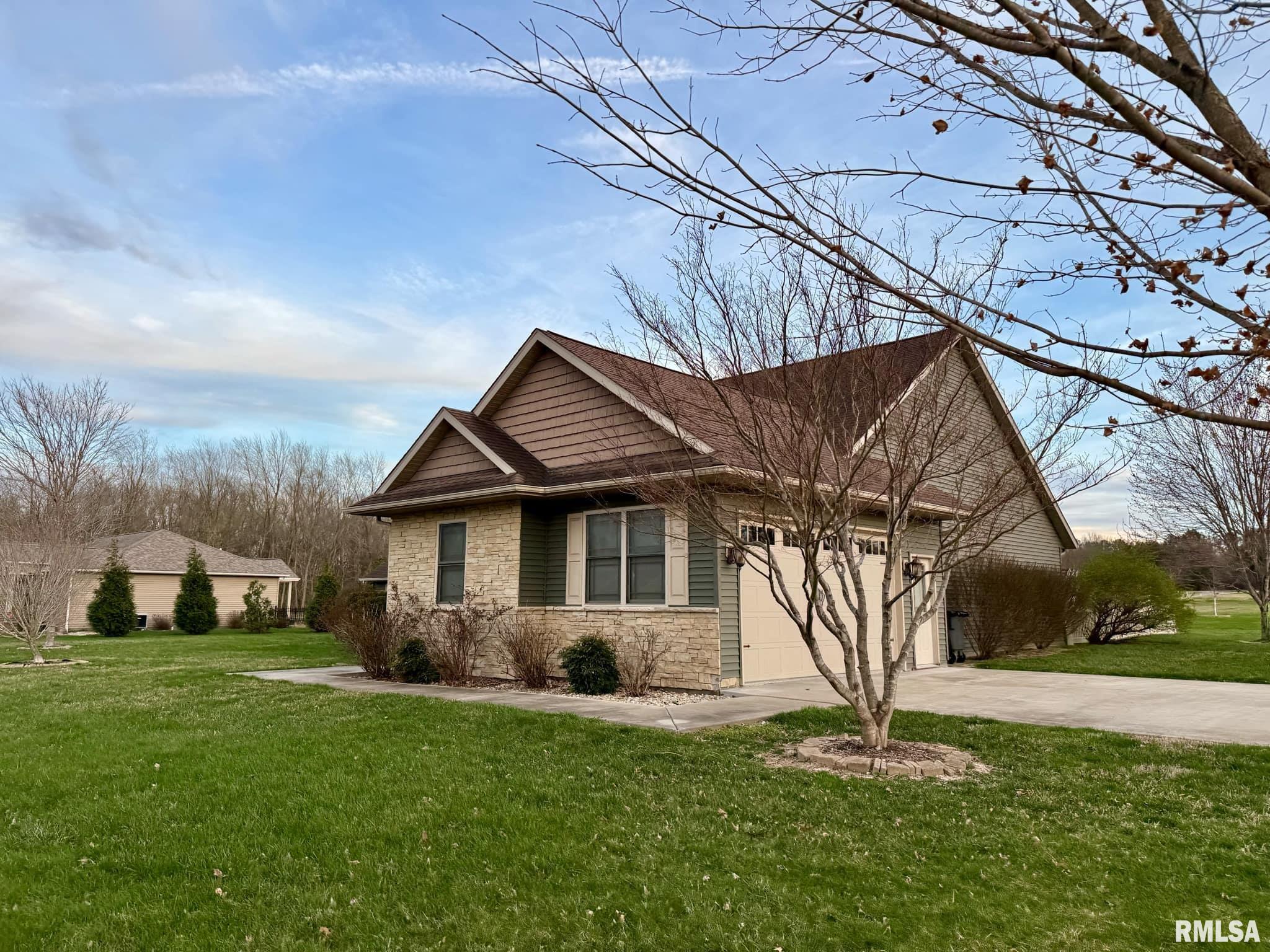1200 Wildflower Lane, Herrin, Illinois image 4