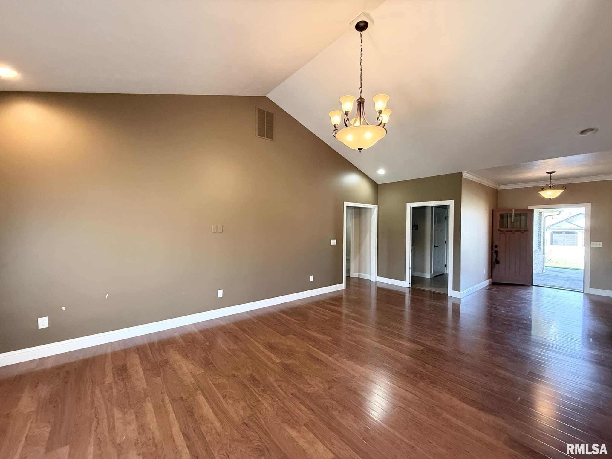 1200 Wildflower Lane, Herrin, Illinois image 13