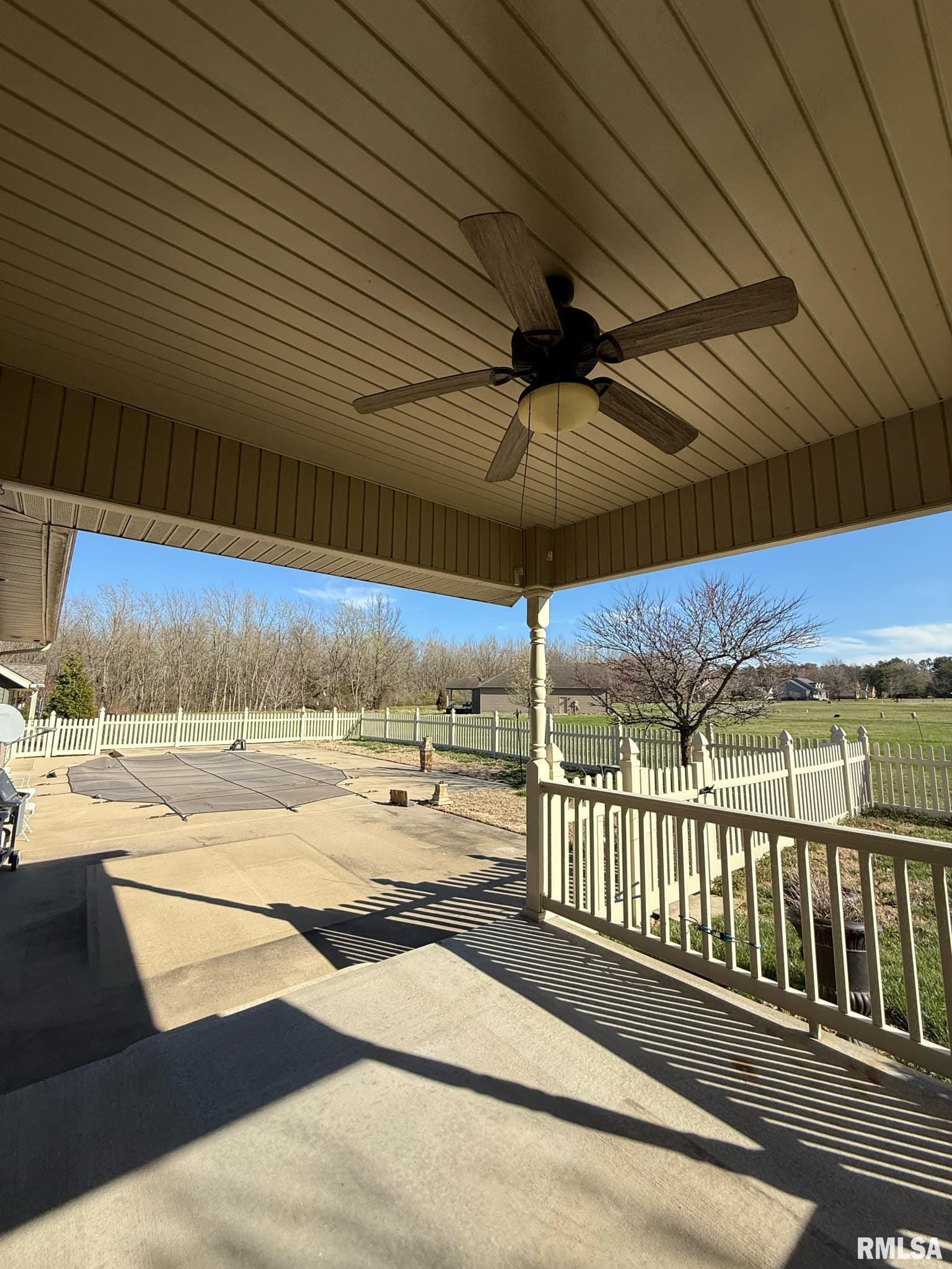 1200 Wildflower Lane, Herrin, Illinois image 7