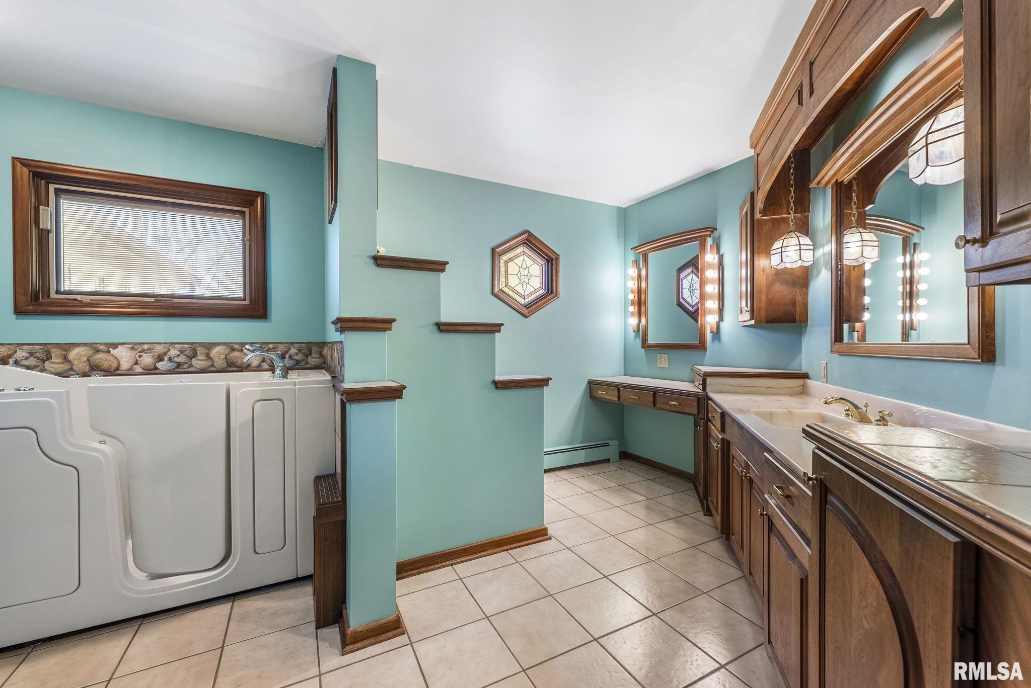 1303 SW 3rd Avenue, Aledo, Illinois image 14