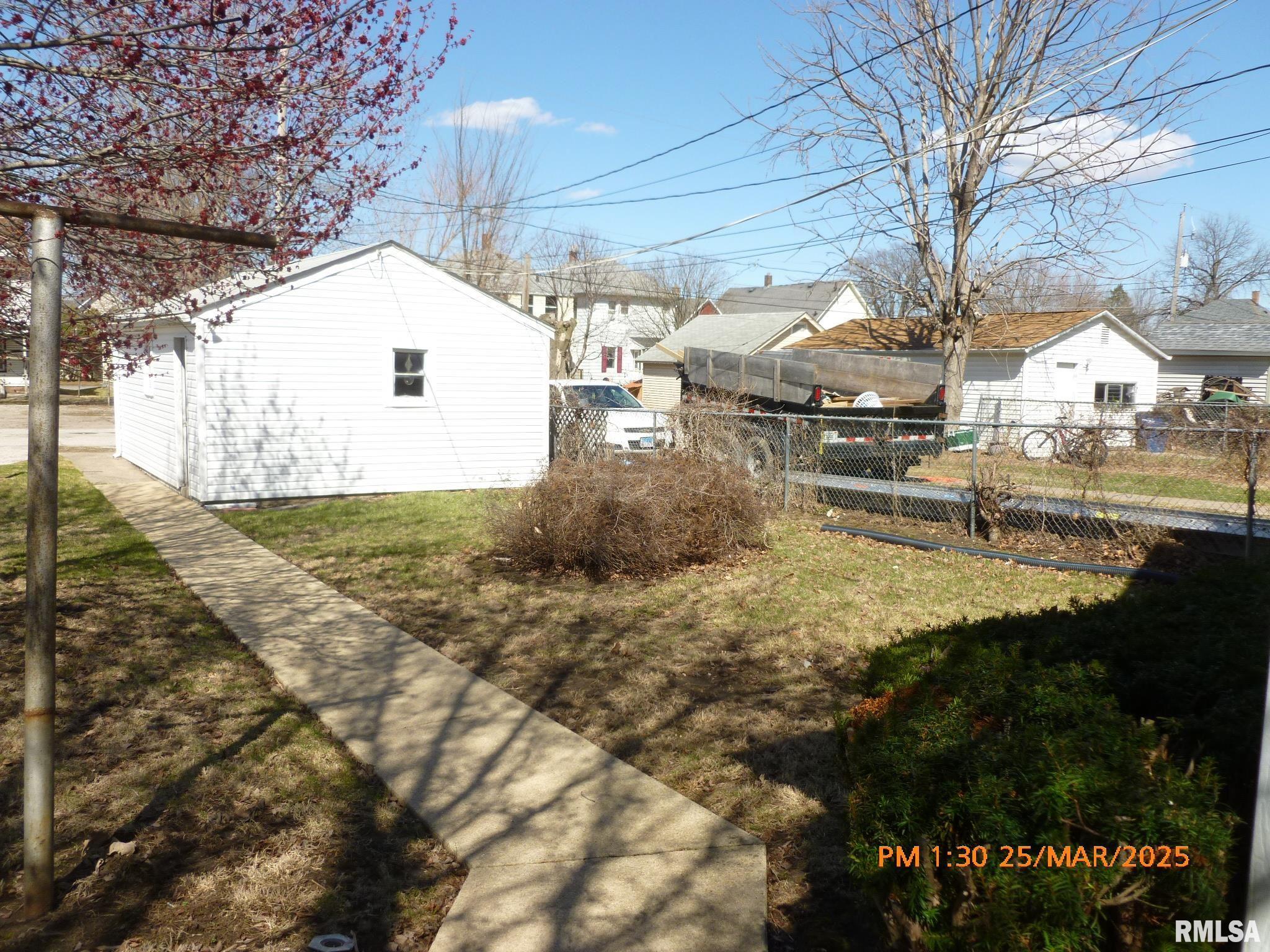 145 6th Avenue, Moline, Illinois image 29