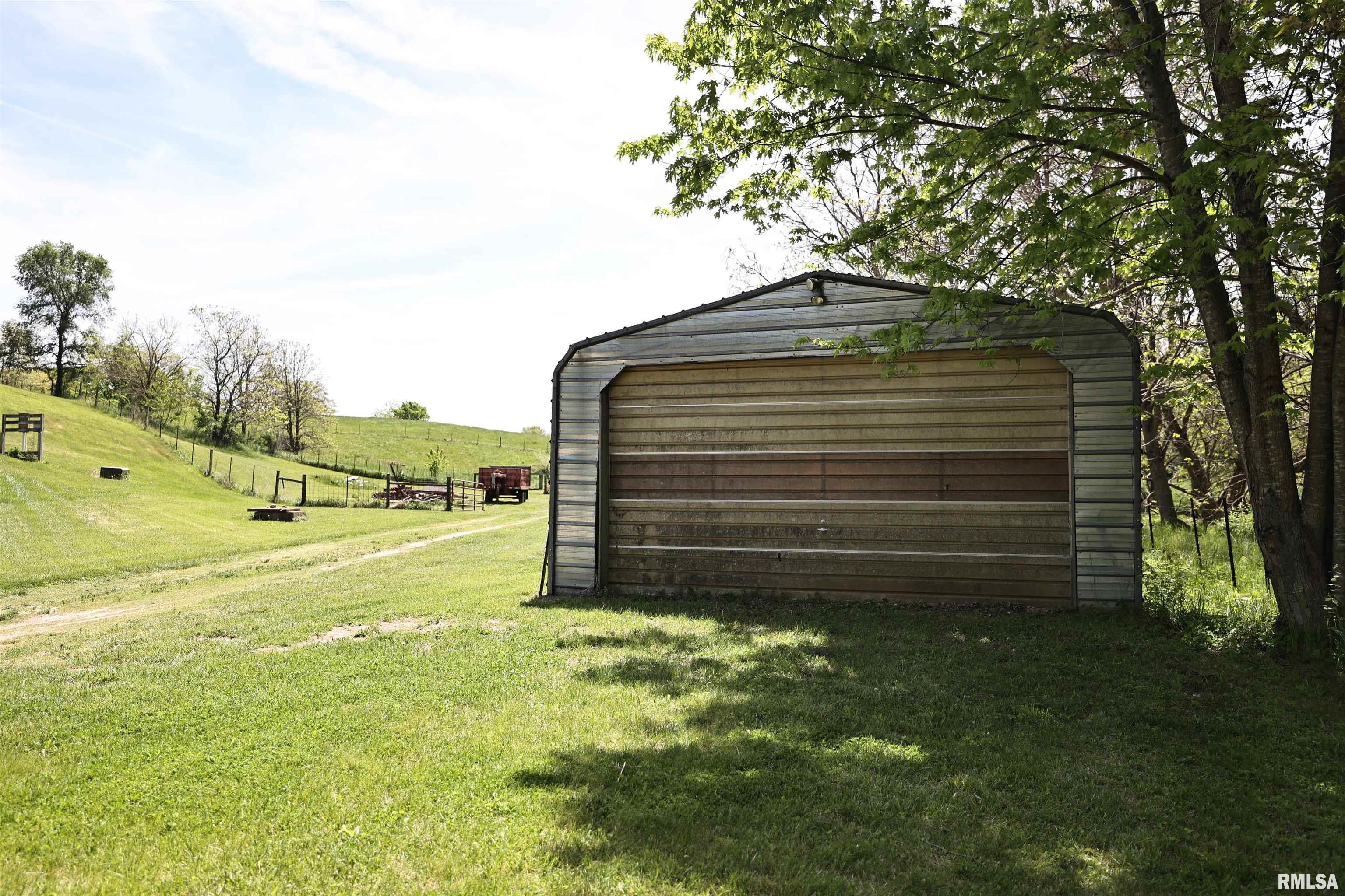 15937 E Highway 24 Highway, Lewistown, Illinois image 30