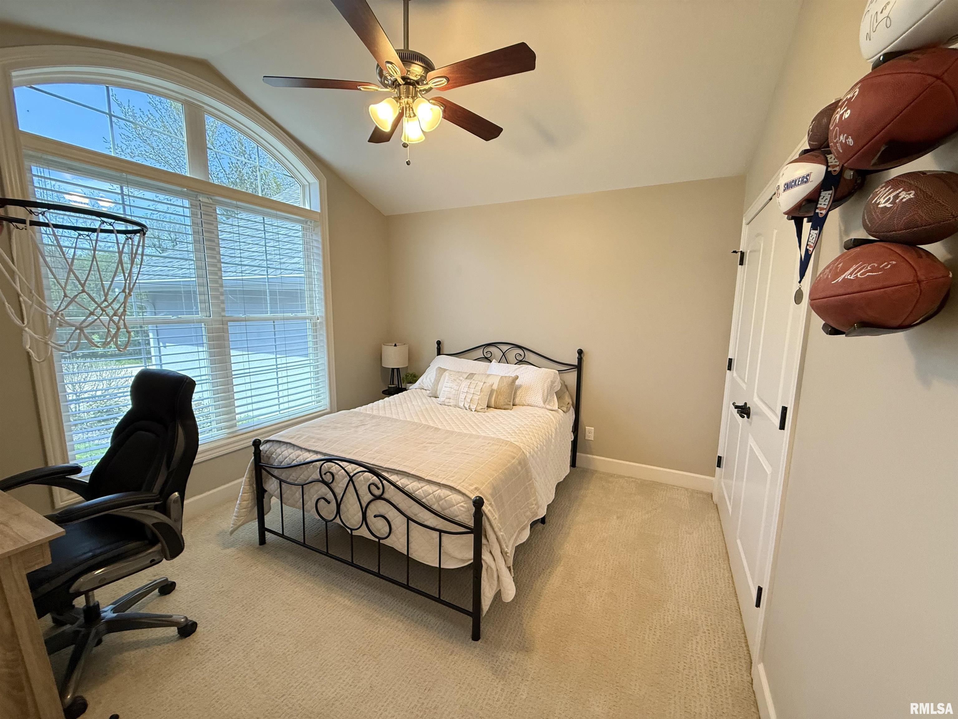 511 Gardendale Drive, Quincy, Illinois image 18
