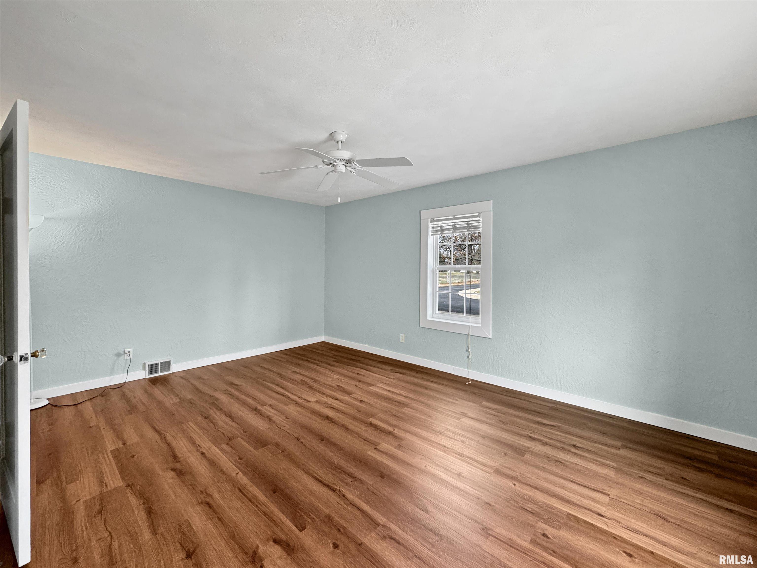 2314 W Laura Avenue, West Peoria, Illinois image 22