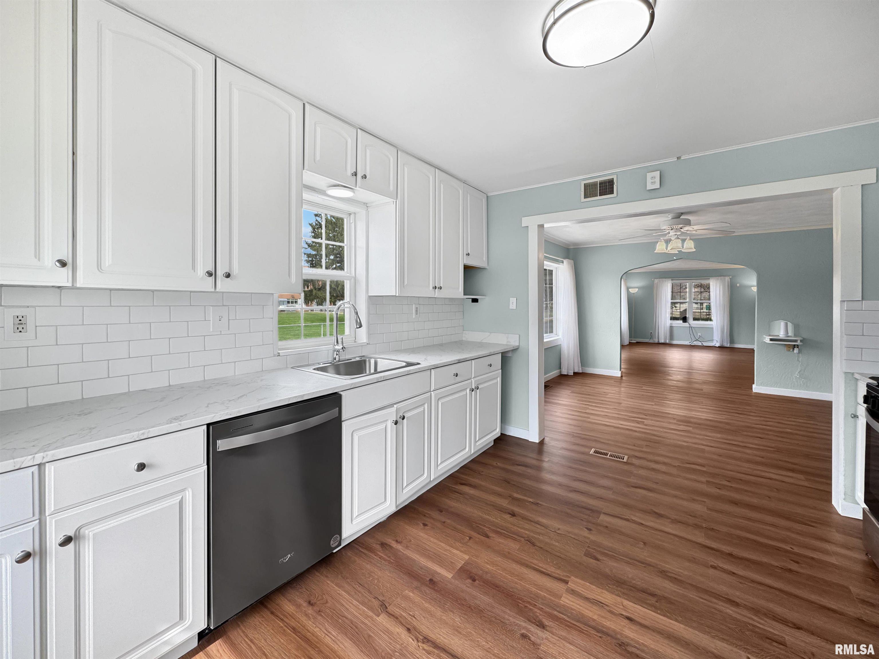 2314 W Laura Avenue, West Peoria, Illinois image 11