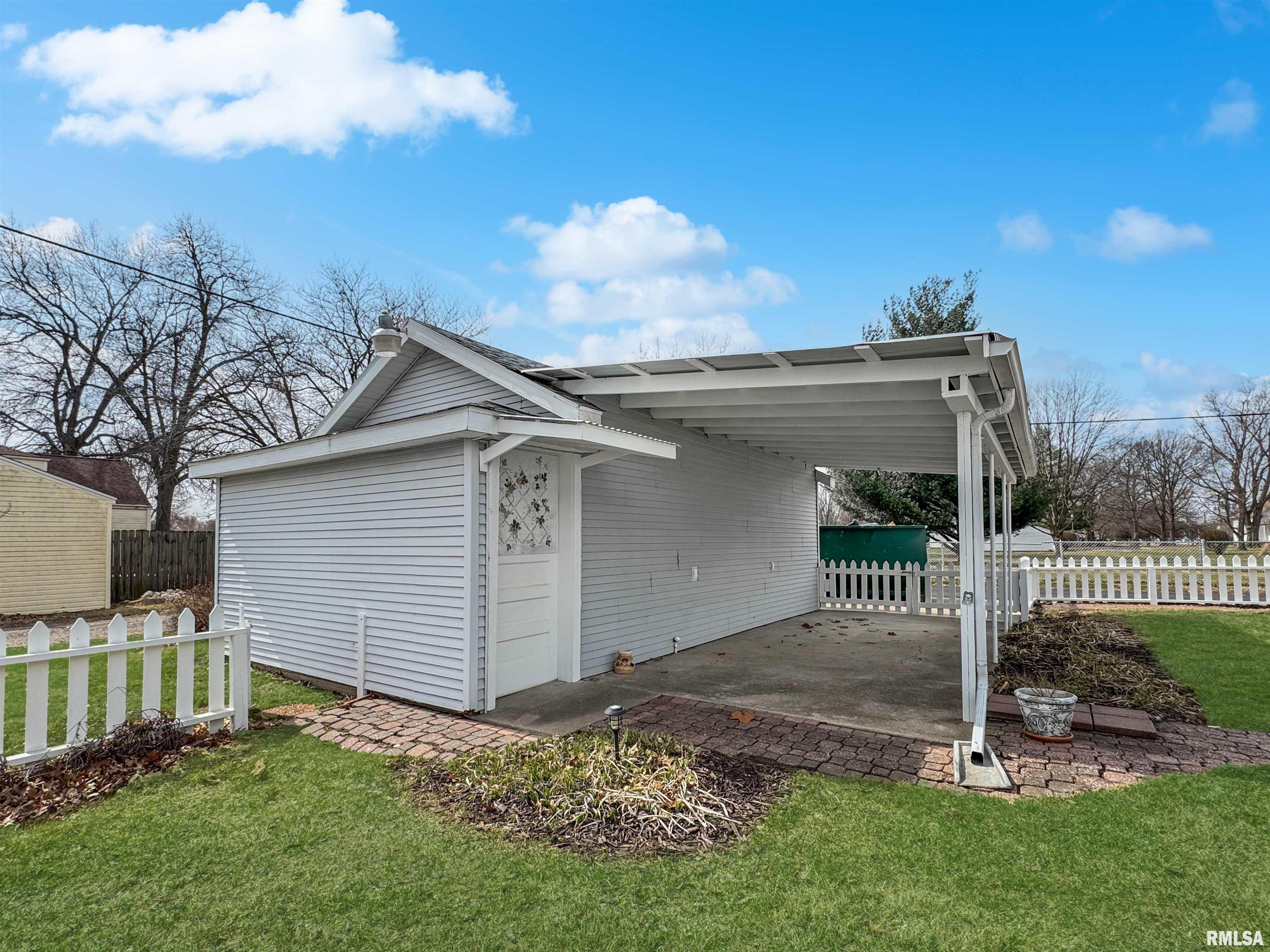 2314 W Laura Avenue, West Peoria, Illinois image 39