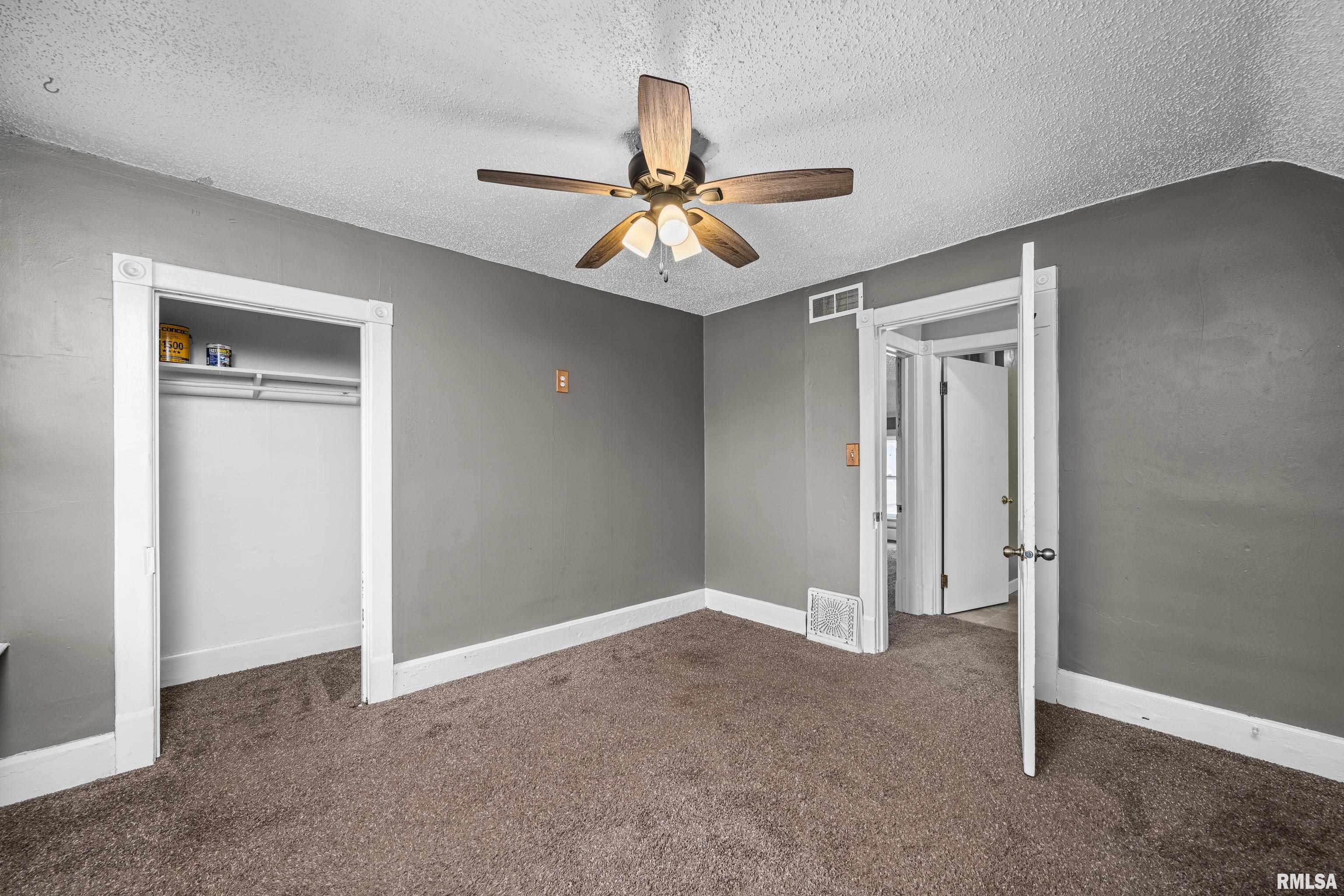718 N Howell Street, Davenport, Iowa image 11
