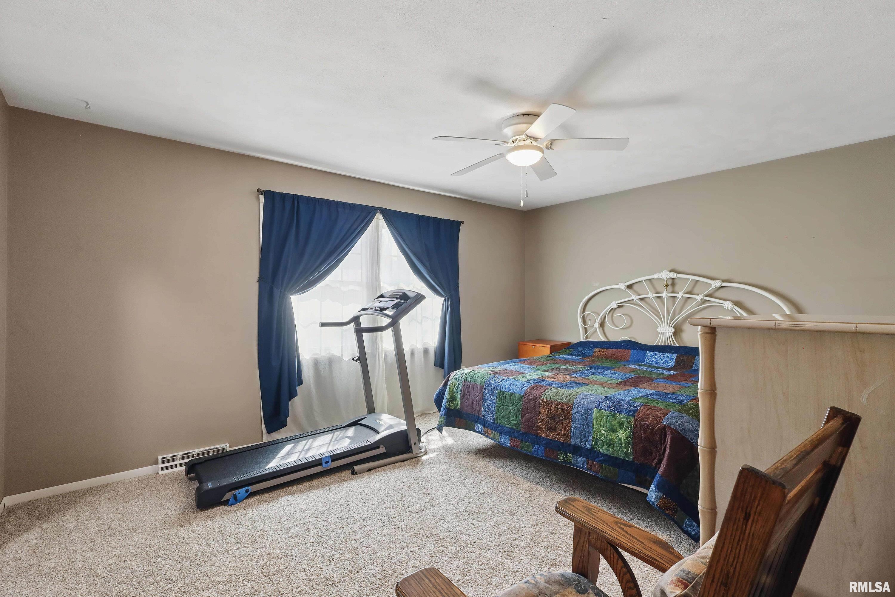 4033 Lillie Avenue #13B, Davenport, Iowa image 14