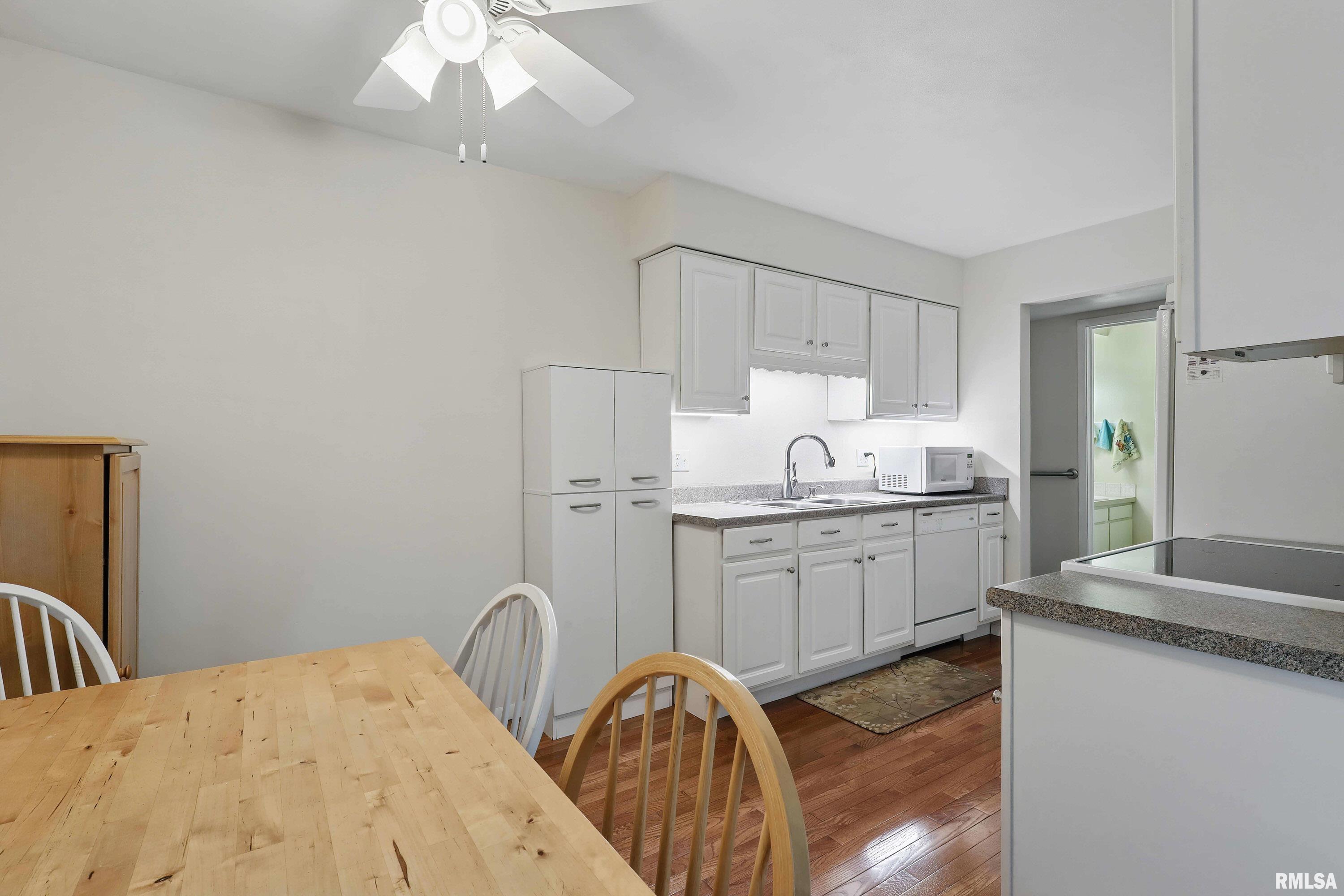 4033 Lillie Avenue #13B, Davenport, Iowa image 7