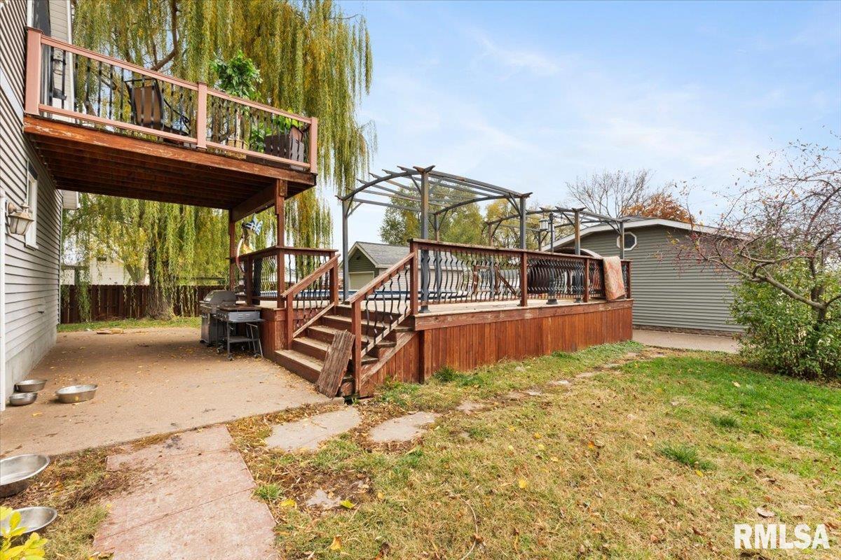 631 2nd Street, Buffalo, Iowa image 9
