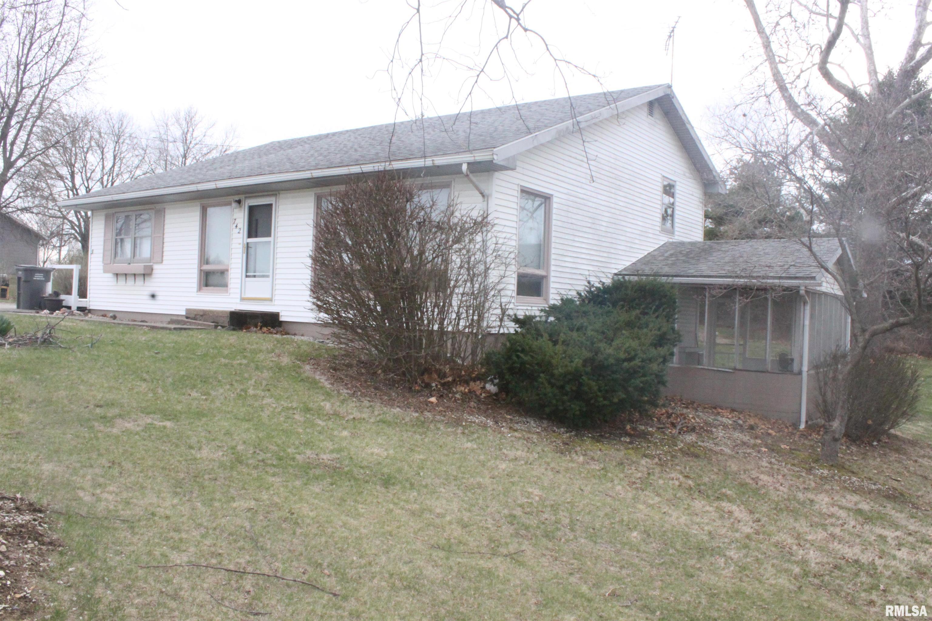 742 Highway 94, Aledo, Illinois image 14