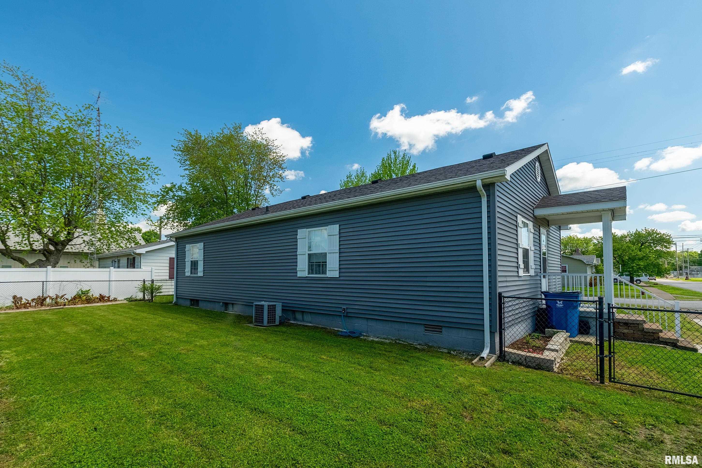 201 N Maple Street, Christopher, Illinois image 26