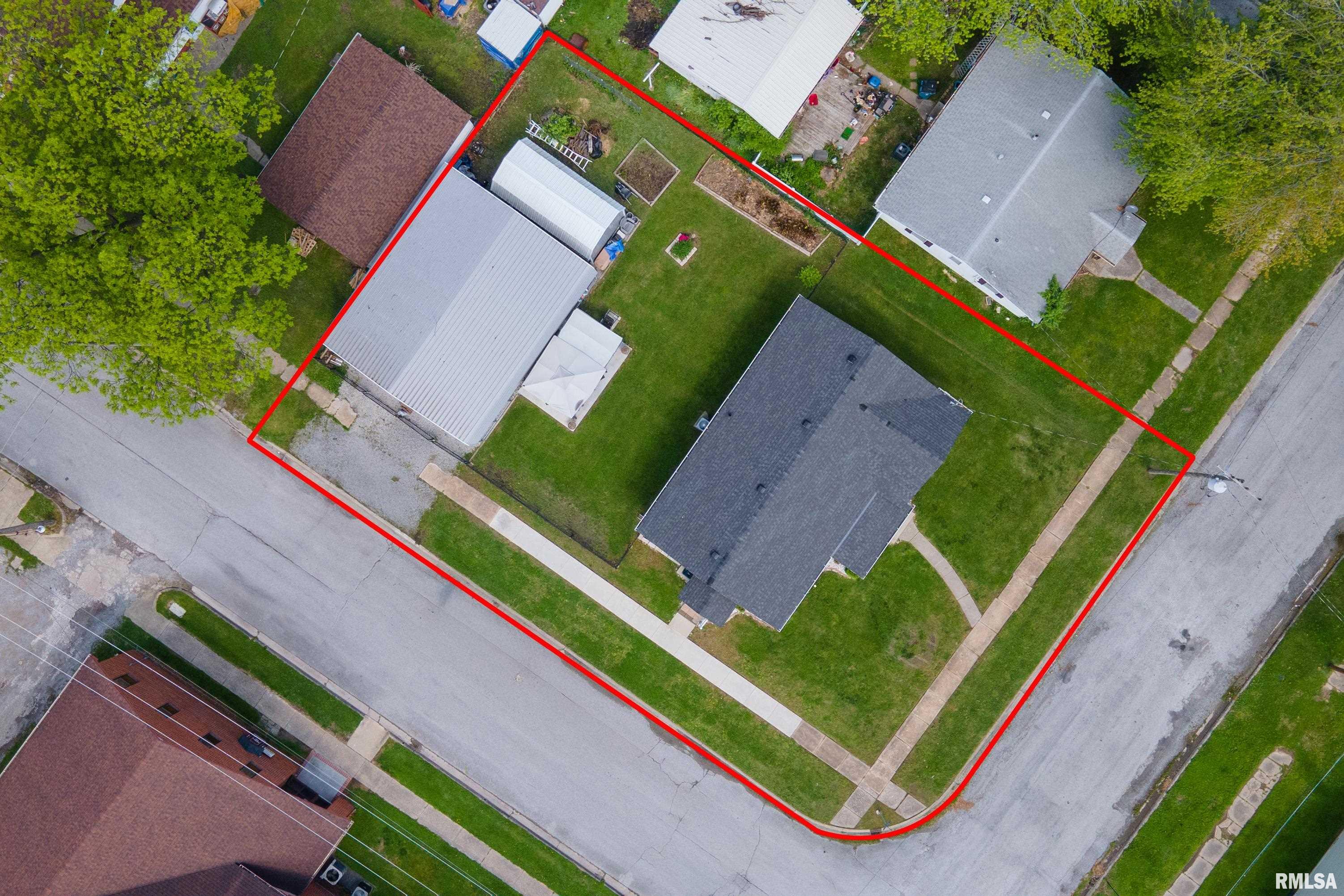 201 N Maple Street, Christopher, Illinois image 30