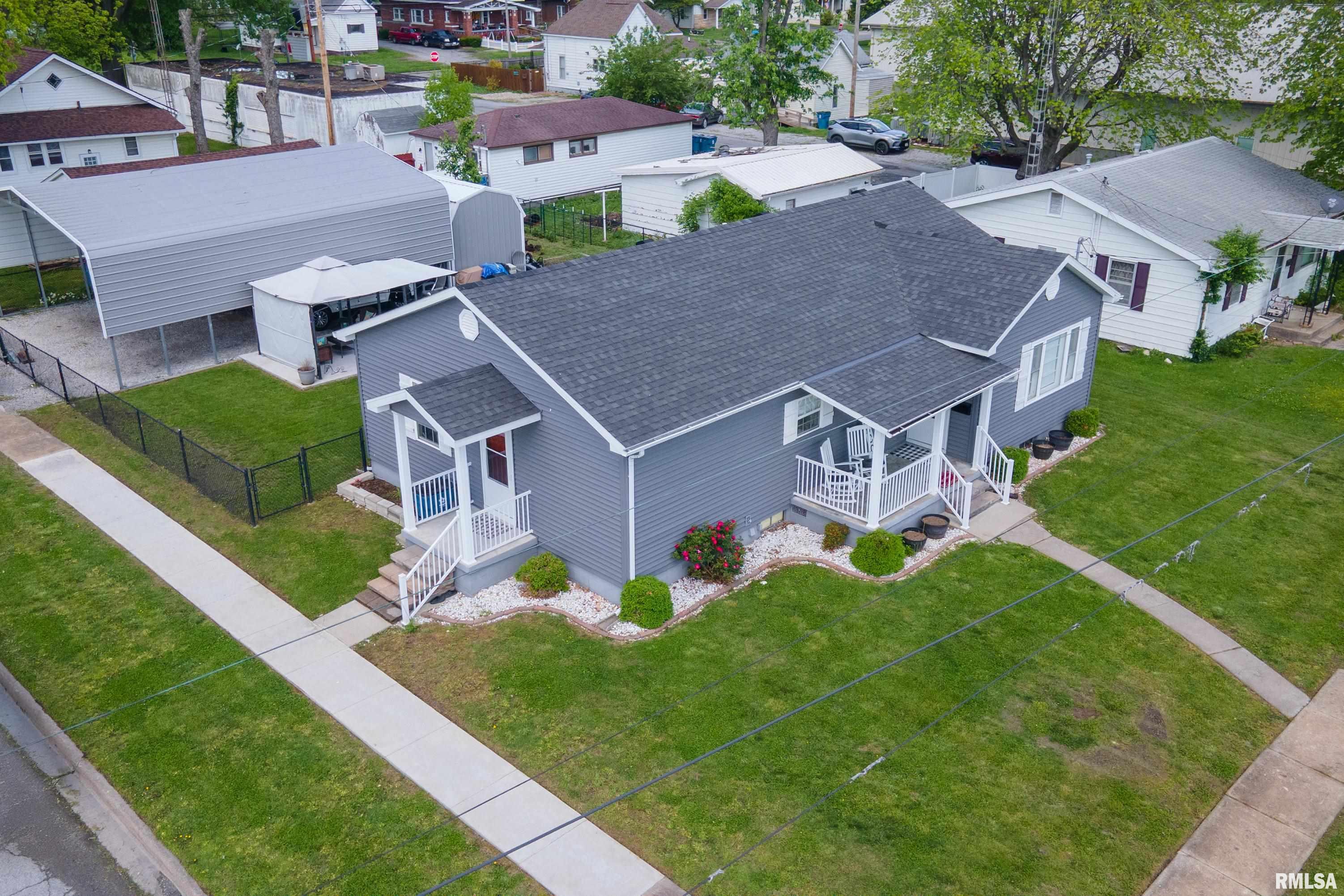 201 N Maple Street, Christopher, Illinois image 35