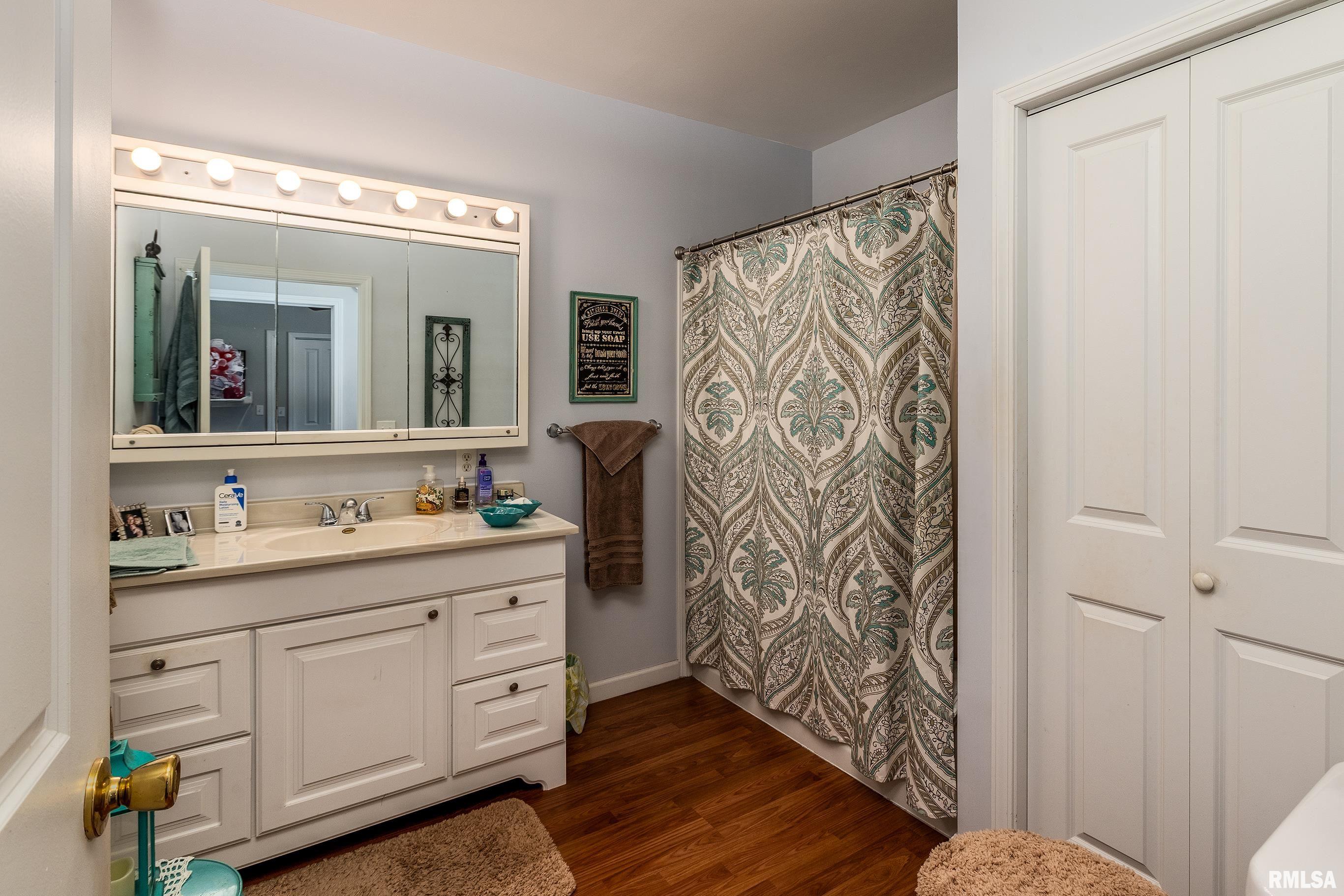201 N Maple Street, Christopher, Illinois image 18