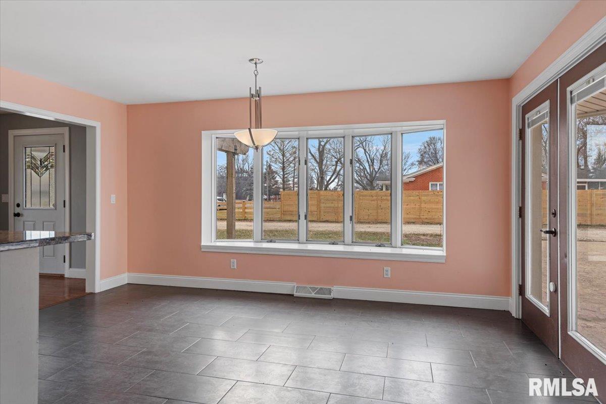 4325 S 3rd Street, Springfield, Illinois image 14